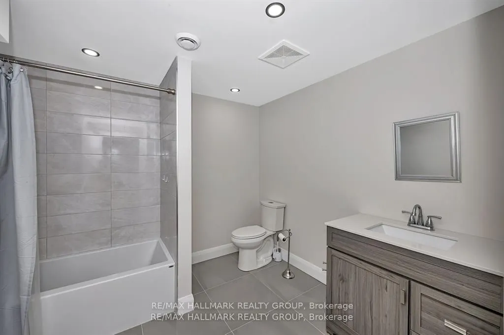 595 Shoreway Drive
