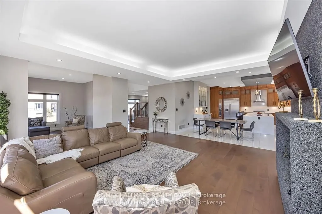595 Shoreway Drive
