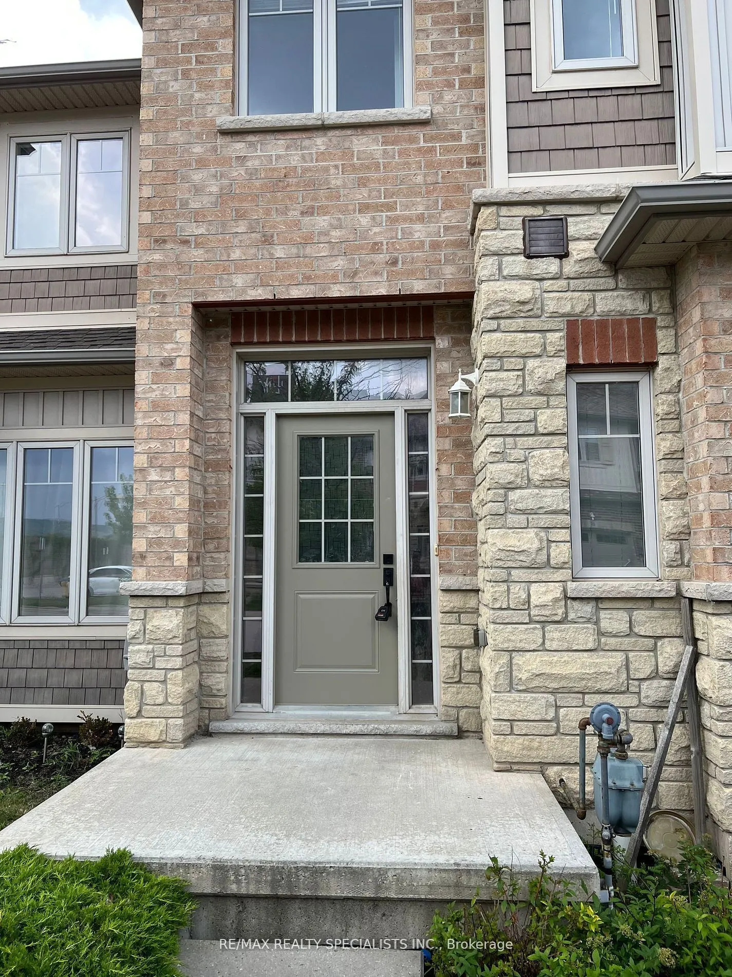 8 Lakelawn Road, #62