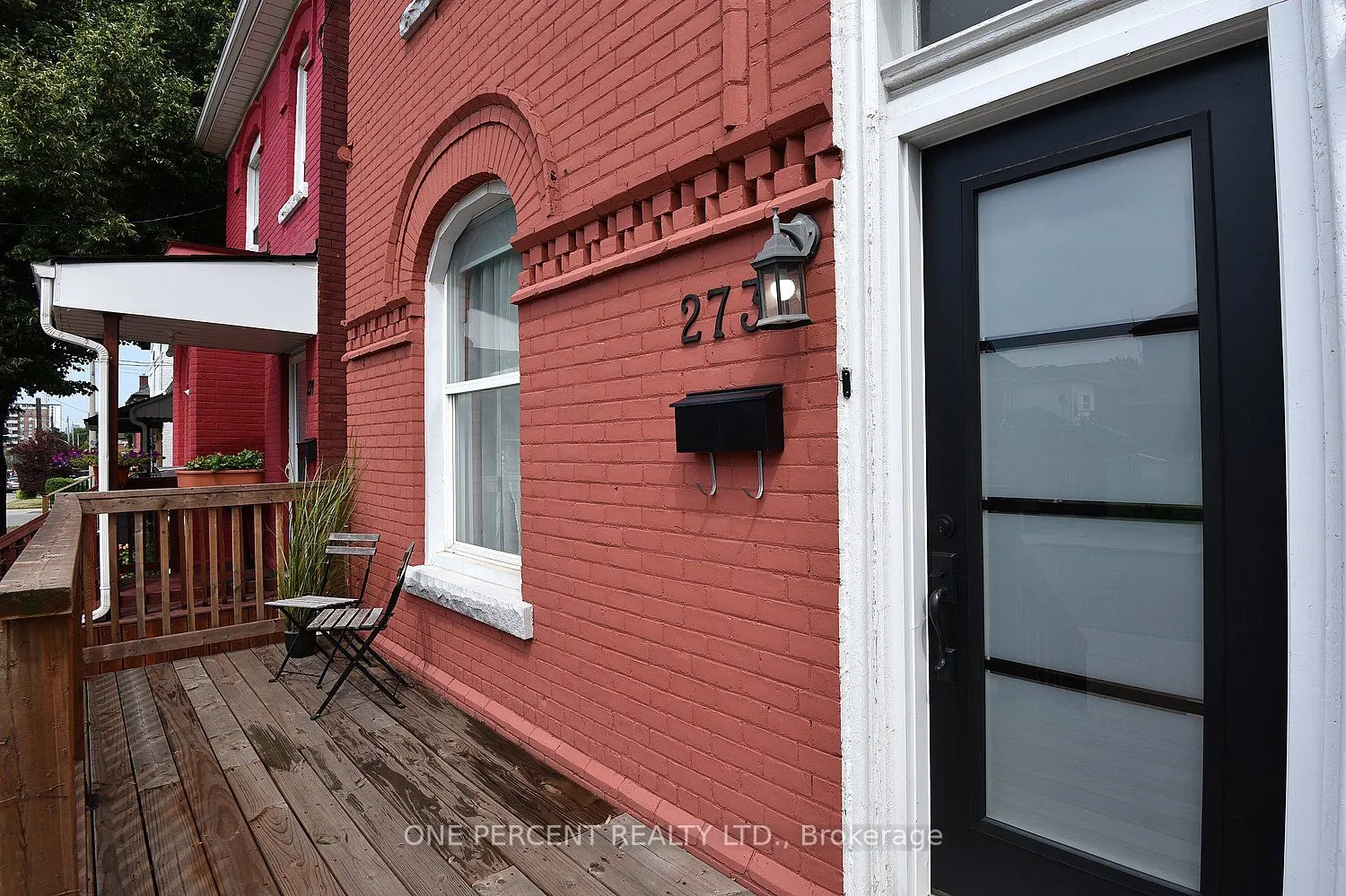 273 Robert Street