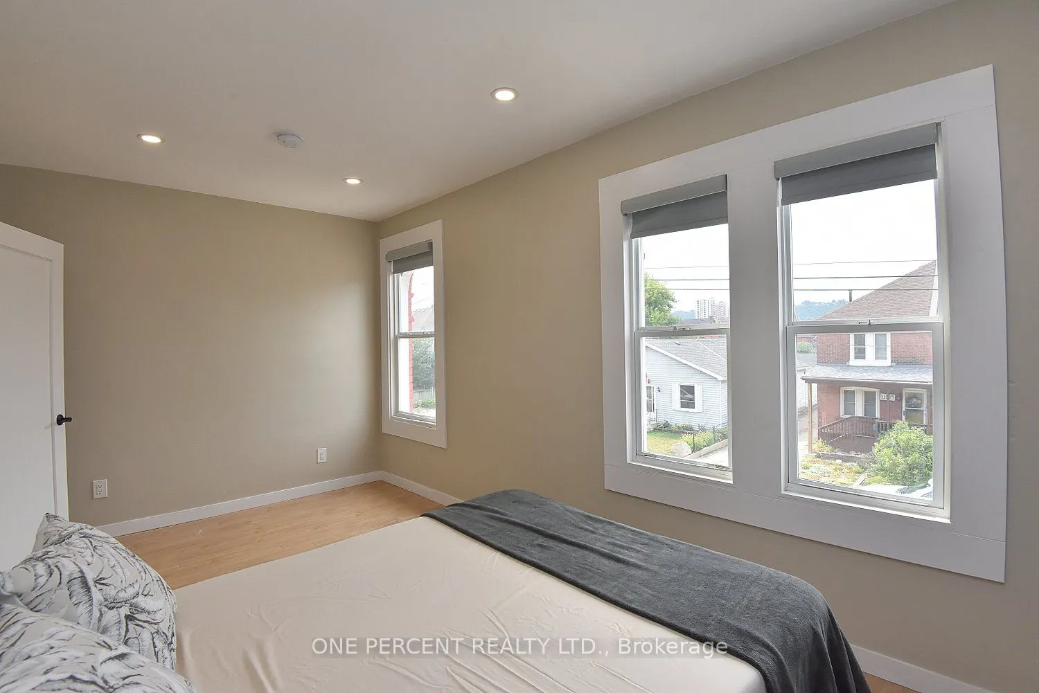 273 Robert Street