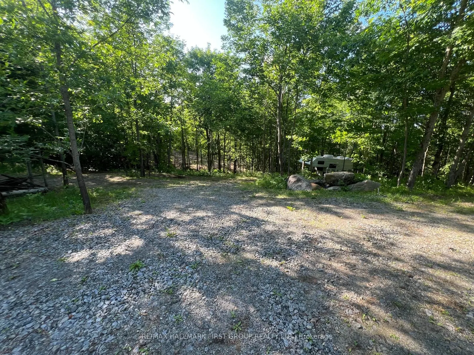 678 Centreview Road
