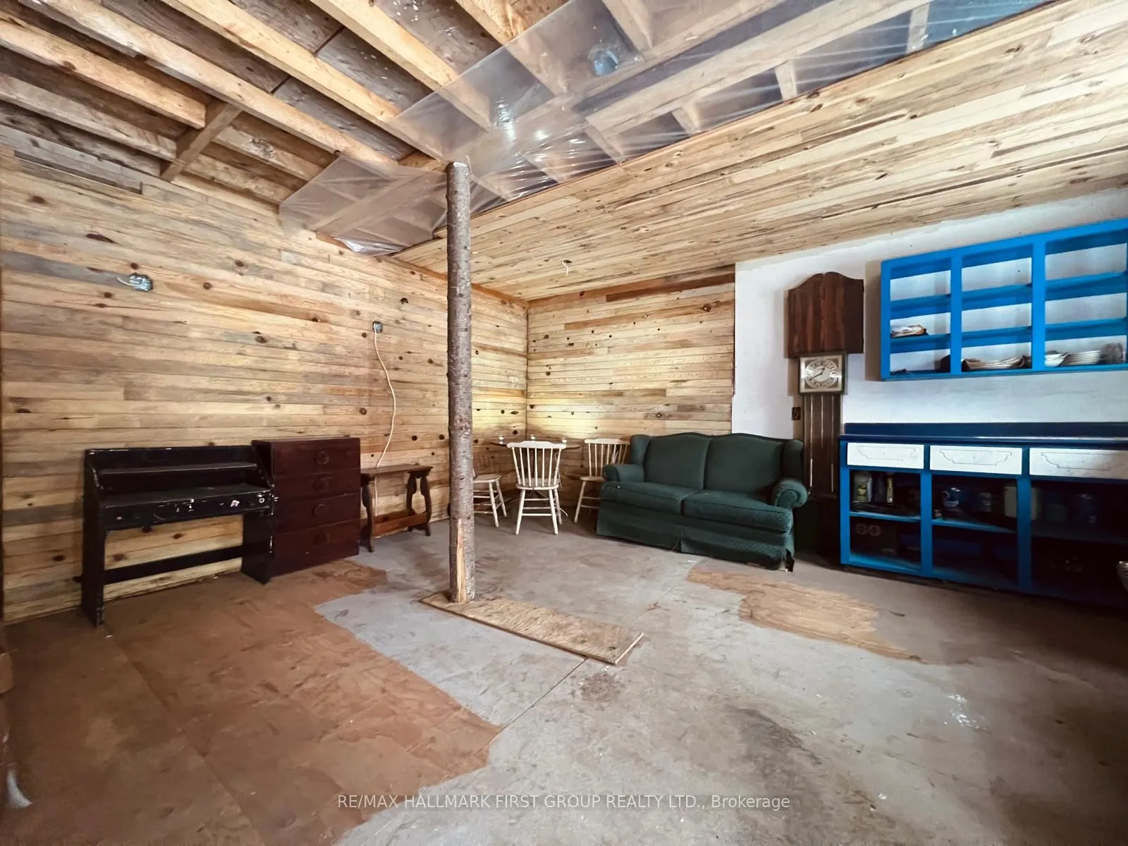 678 Centreview Road