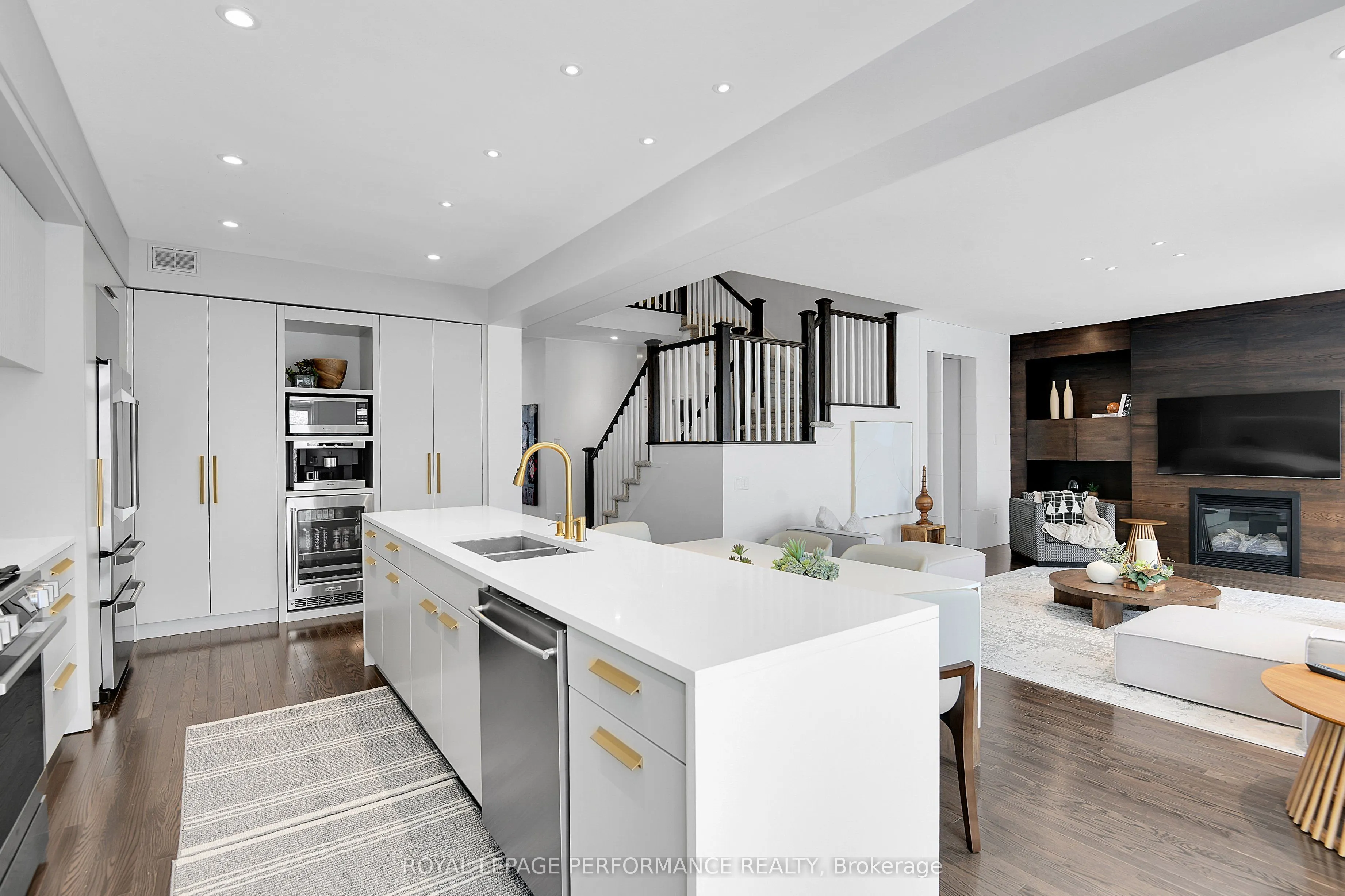 179 Gracewood Crescent