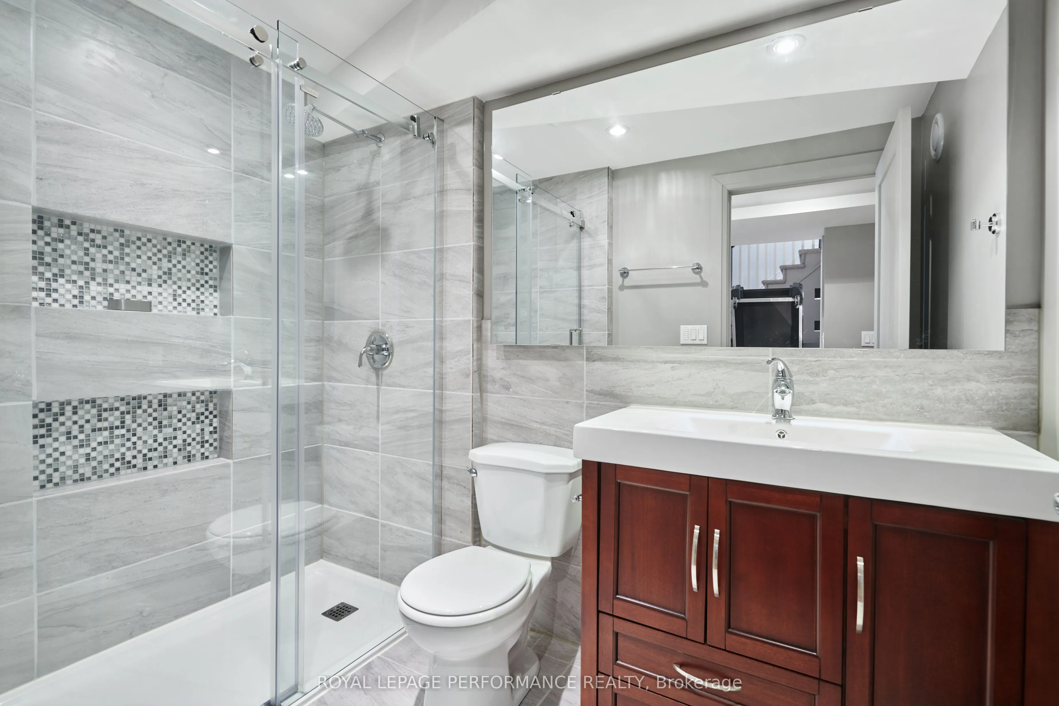 179 Gracewood Crescent