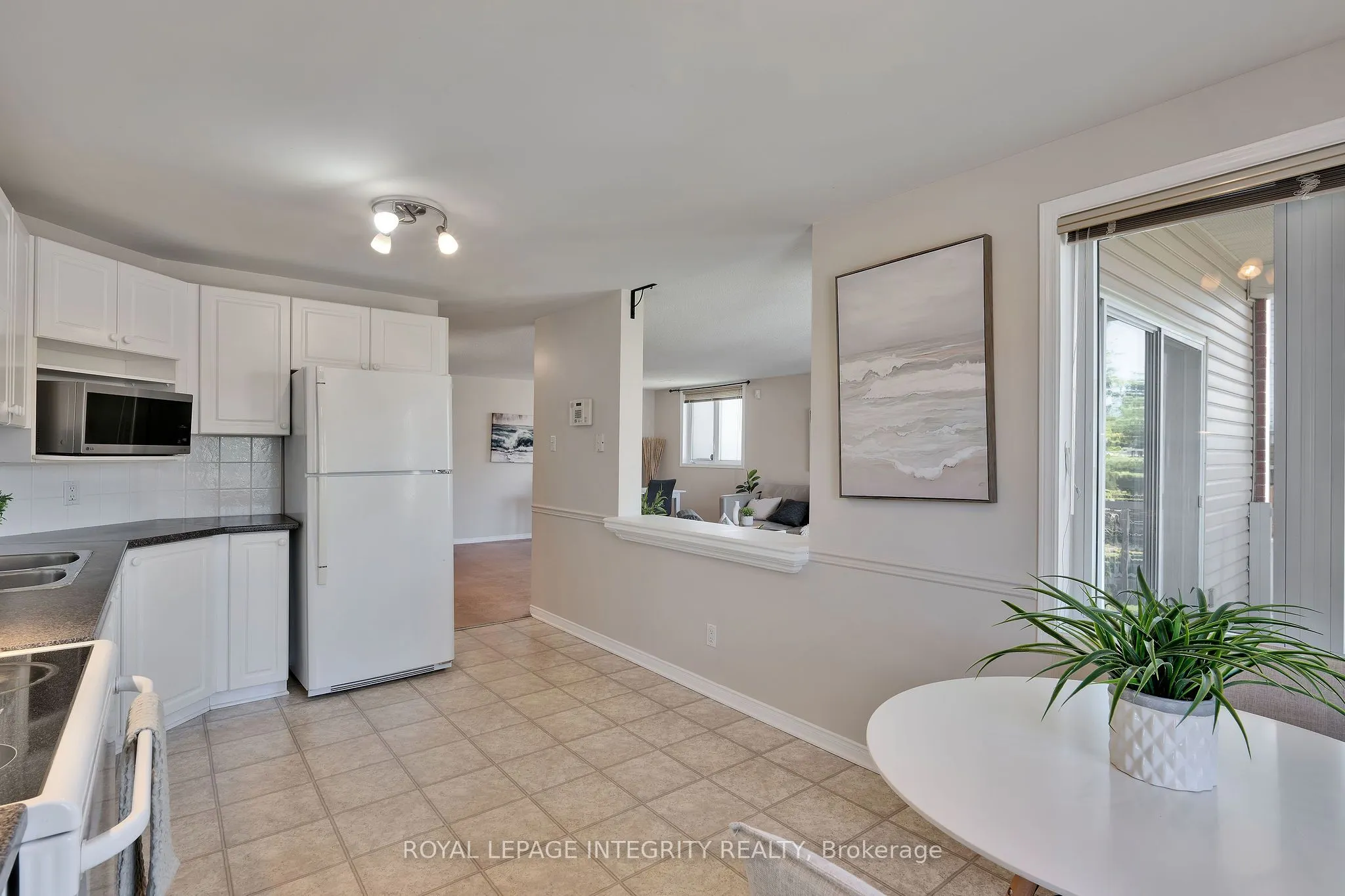 10 Daybreak Street