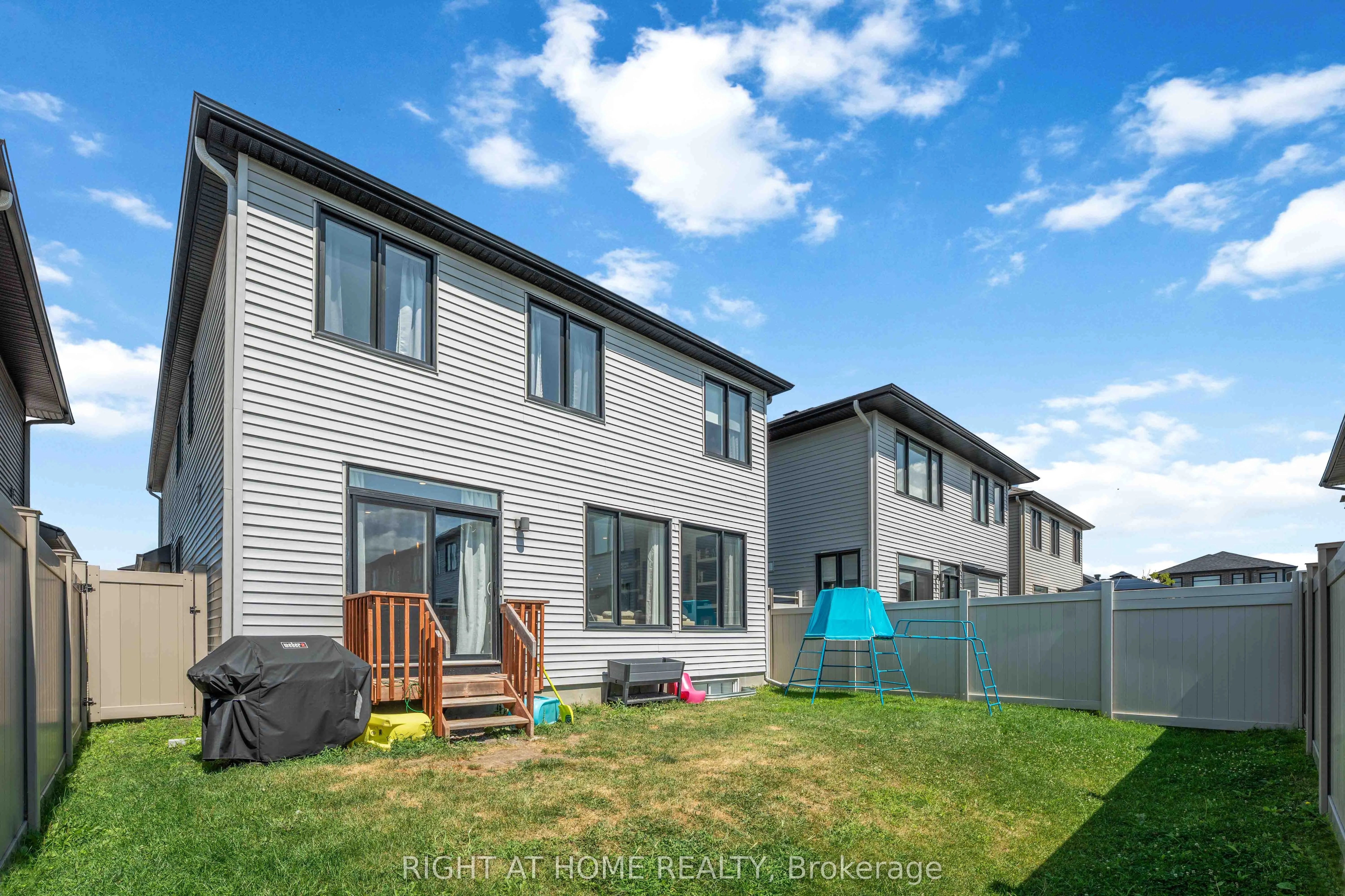 182 CREVASSE Road