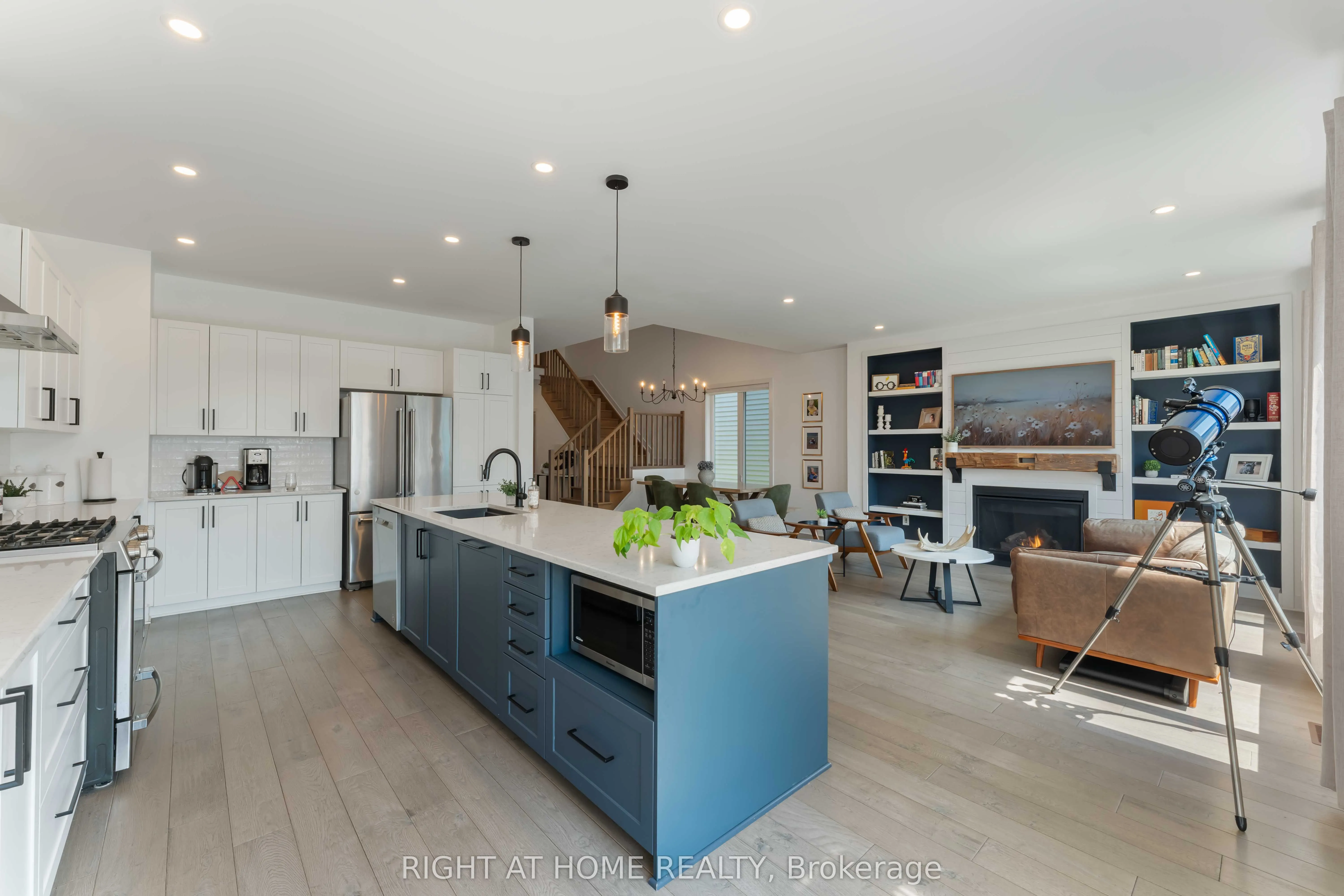 182 CREVASSE Road
