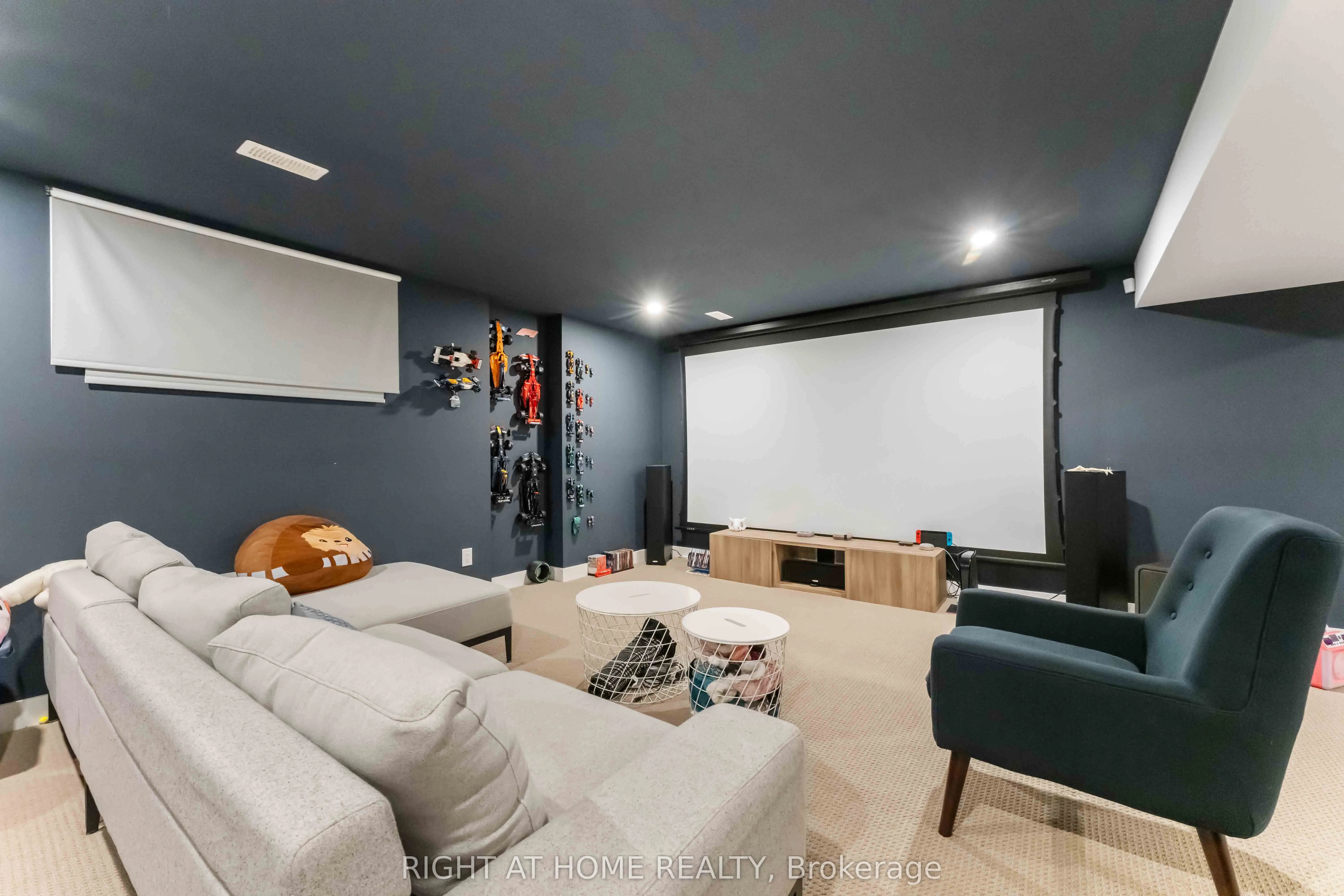 182 CREVASSE Road