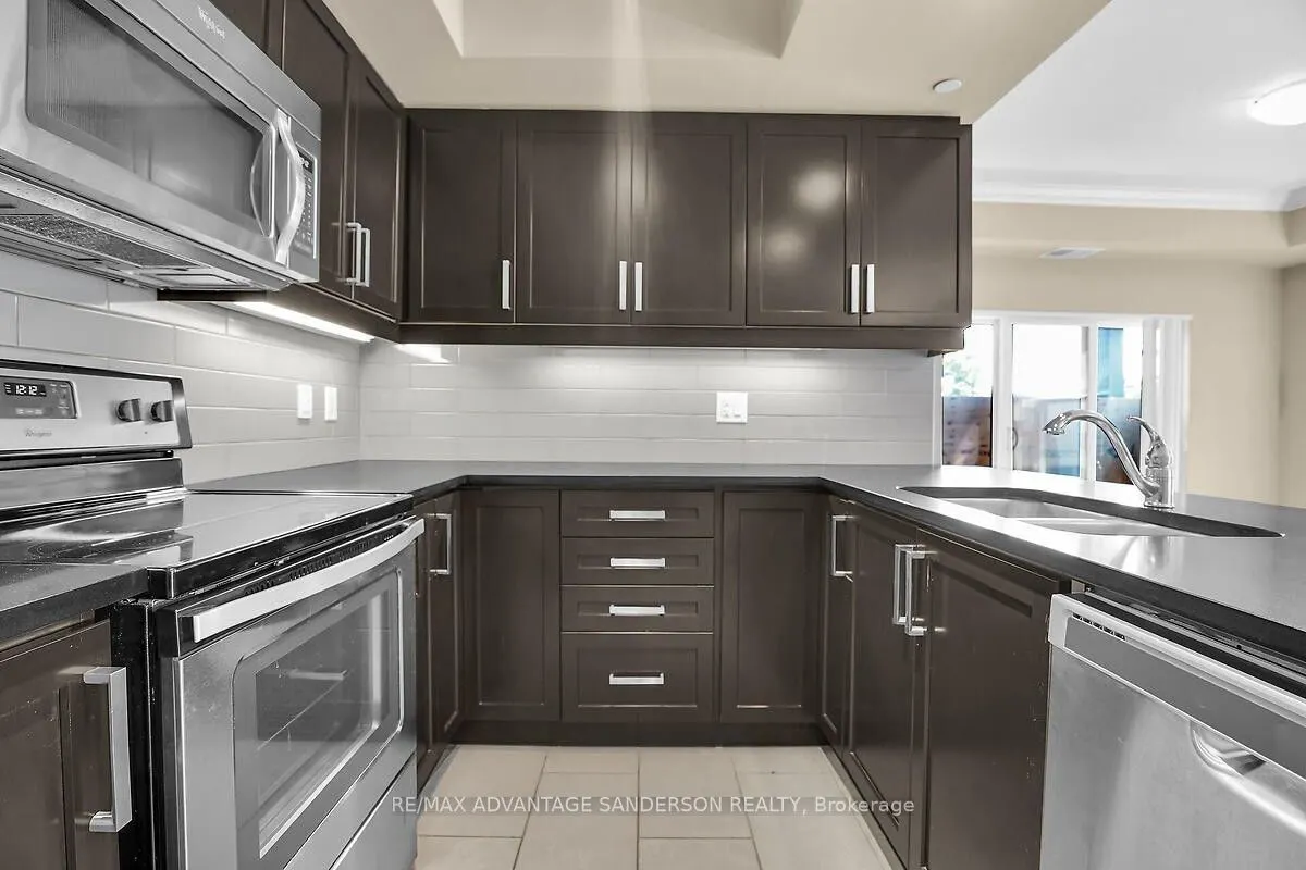89 Ridout Street S, #304