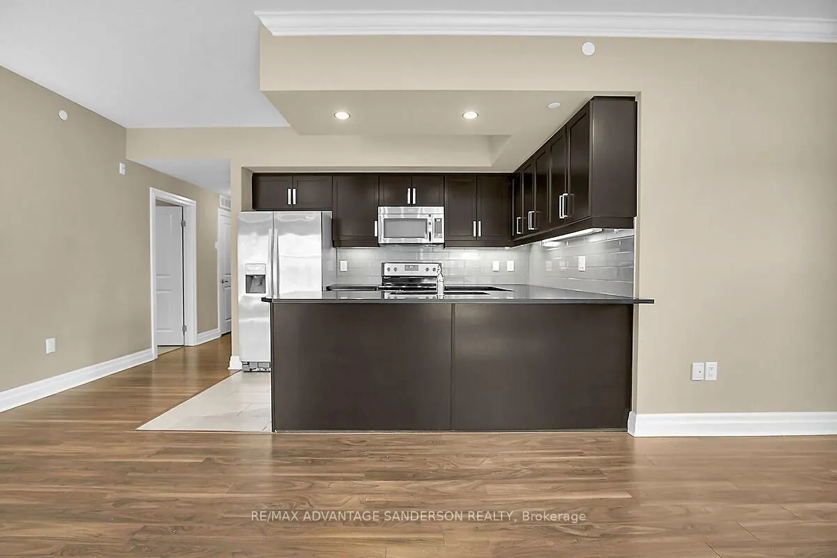 89 Ridout Street S, #304