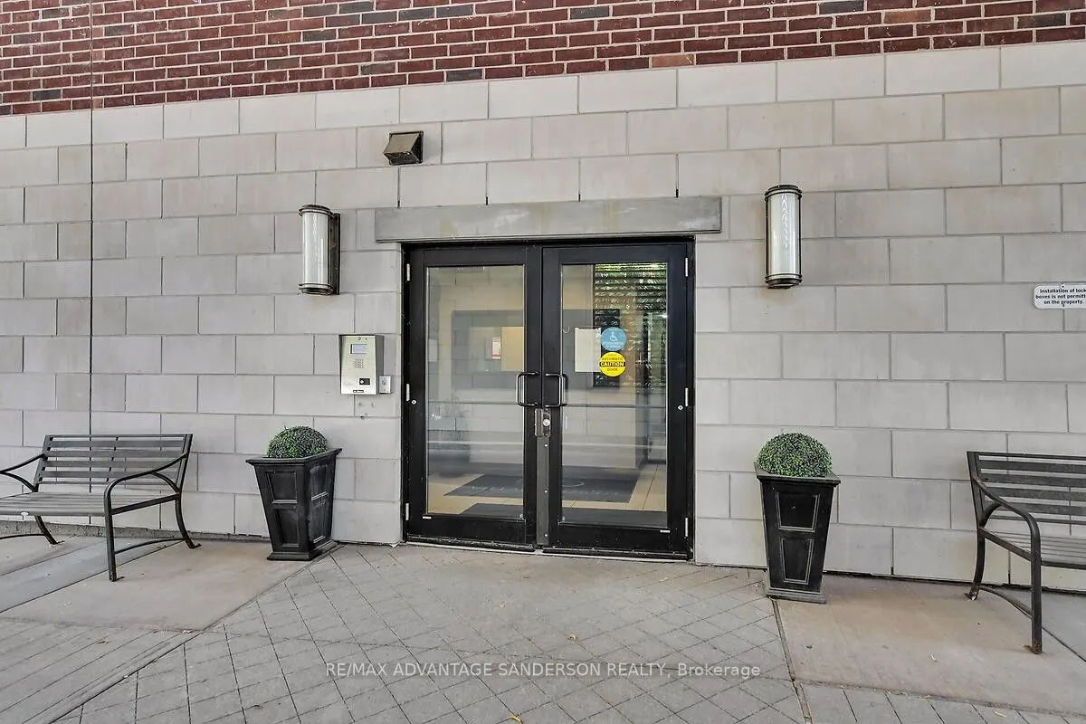 89 Ridout Street S, #304