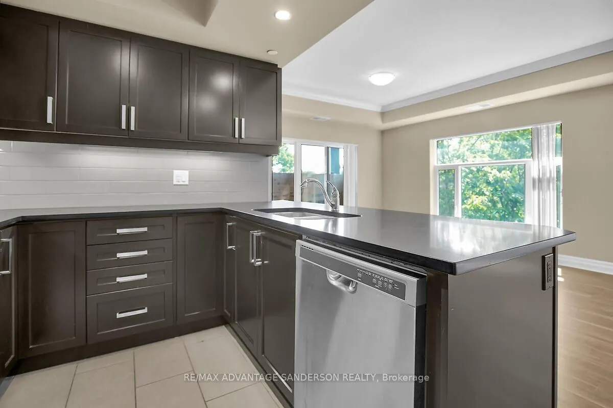 89 Ridout Street S, #304