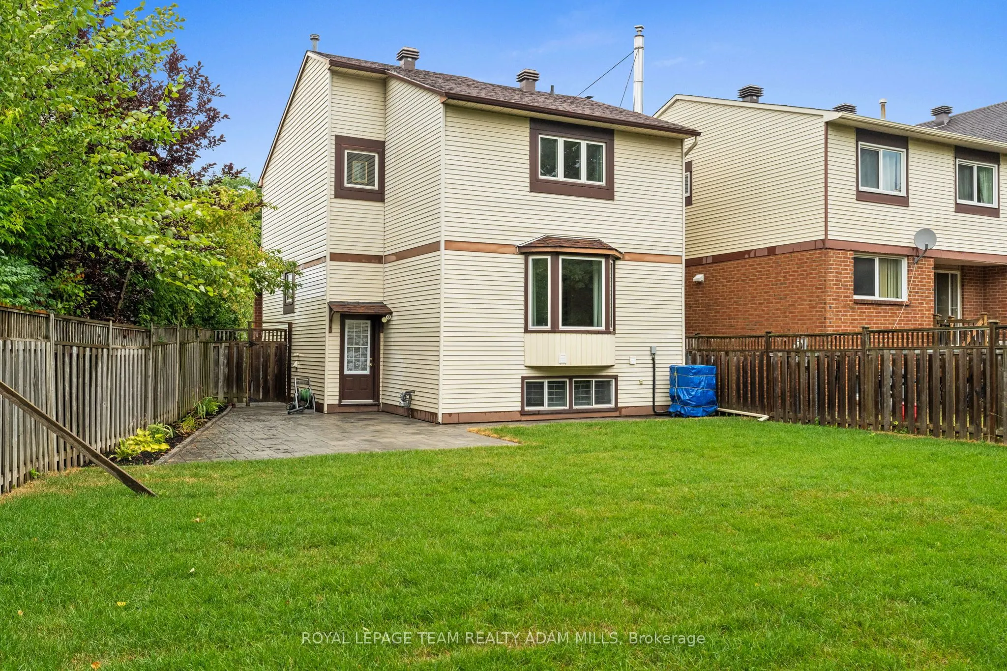 22 Fireside Crescent
