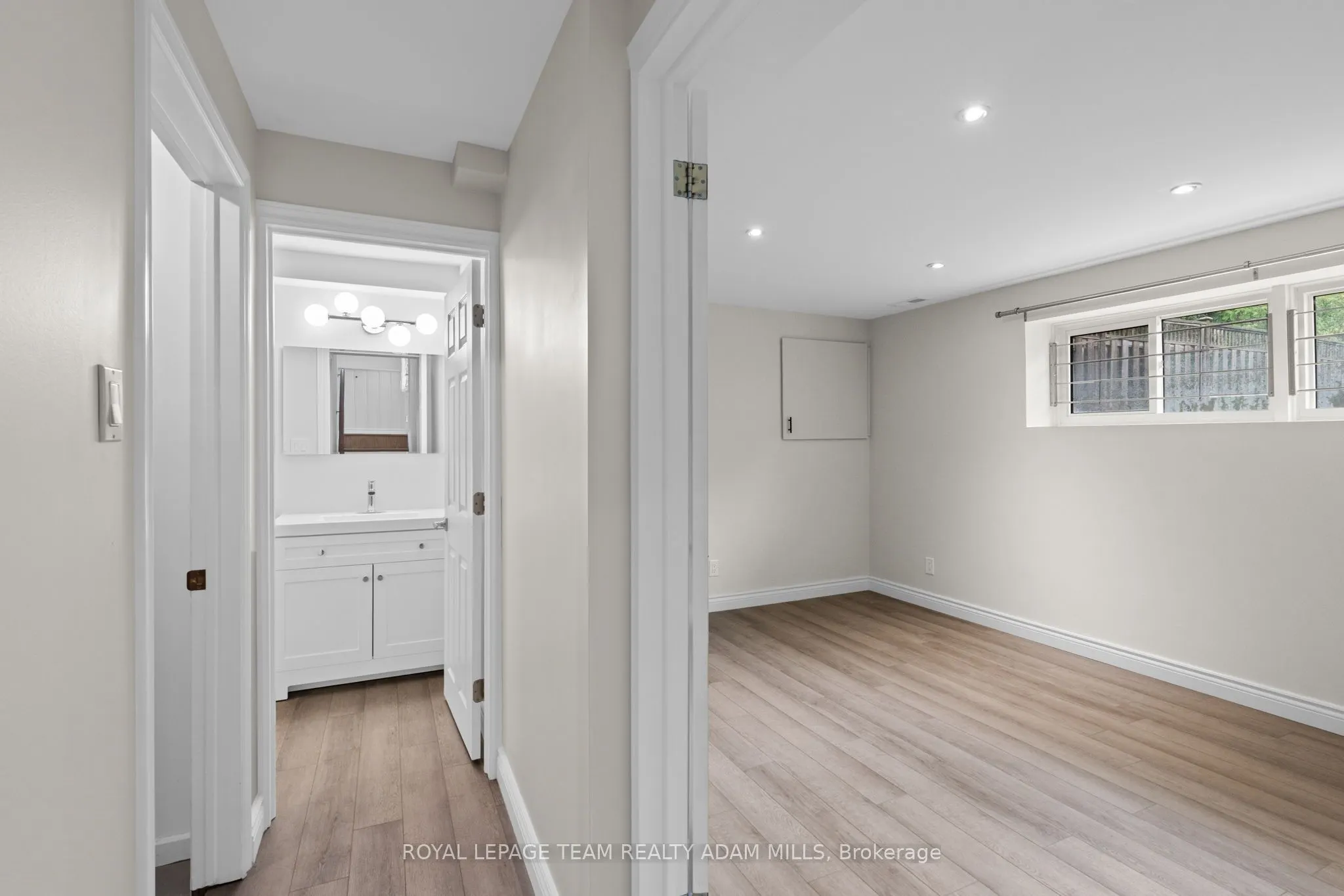 22 Fireside Crescent
