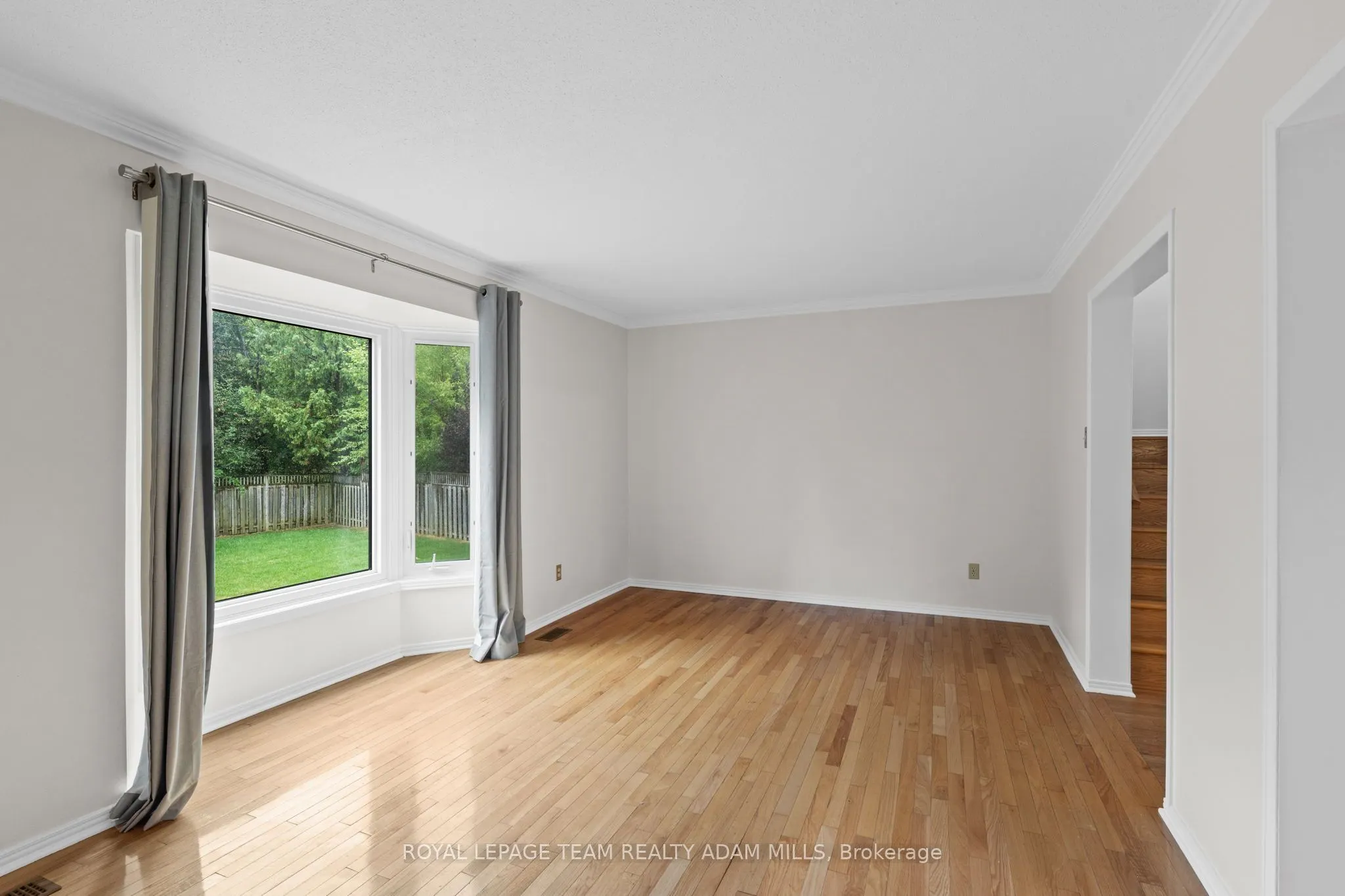 22 Fireside Crescent