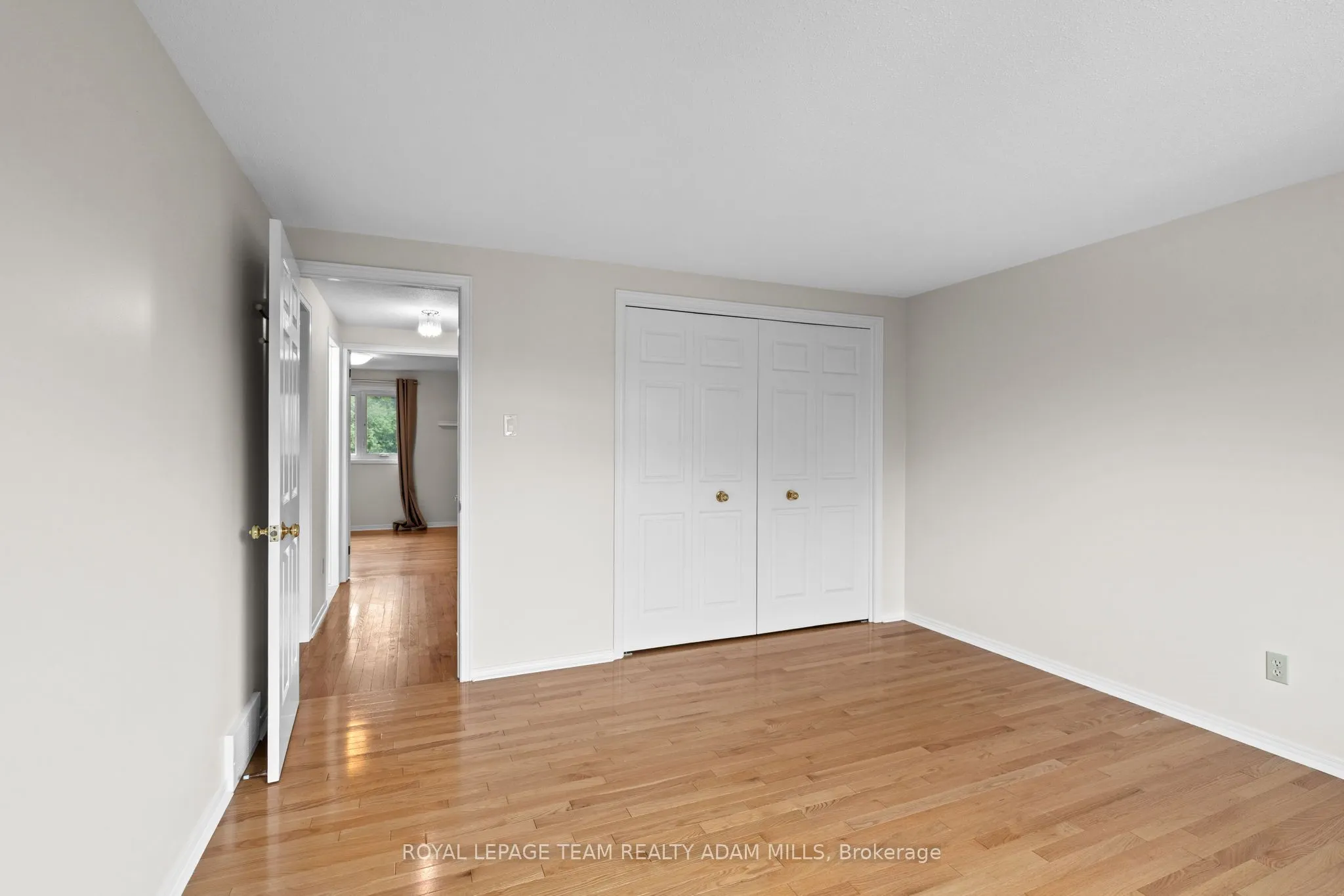 22 Fireside Crescent