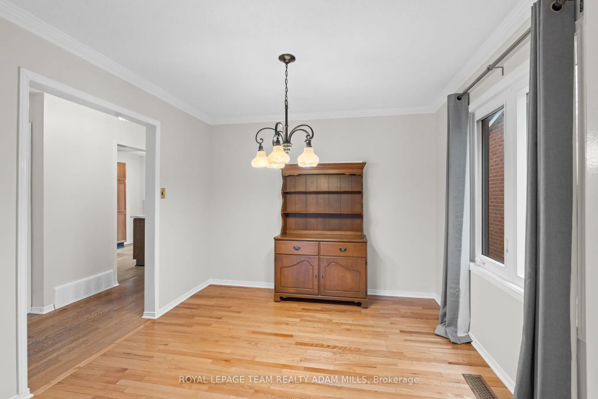 22 Fireside Crescent