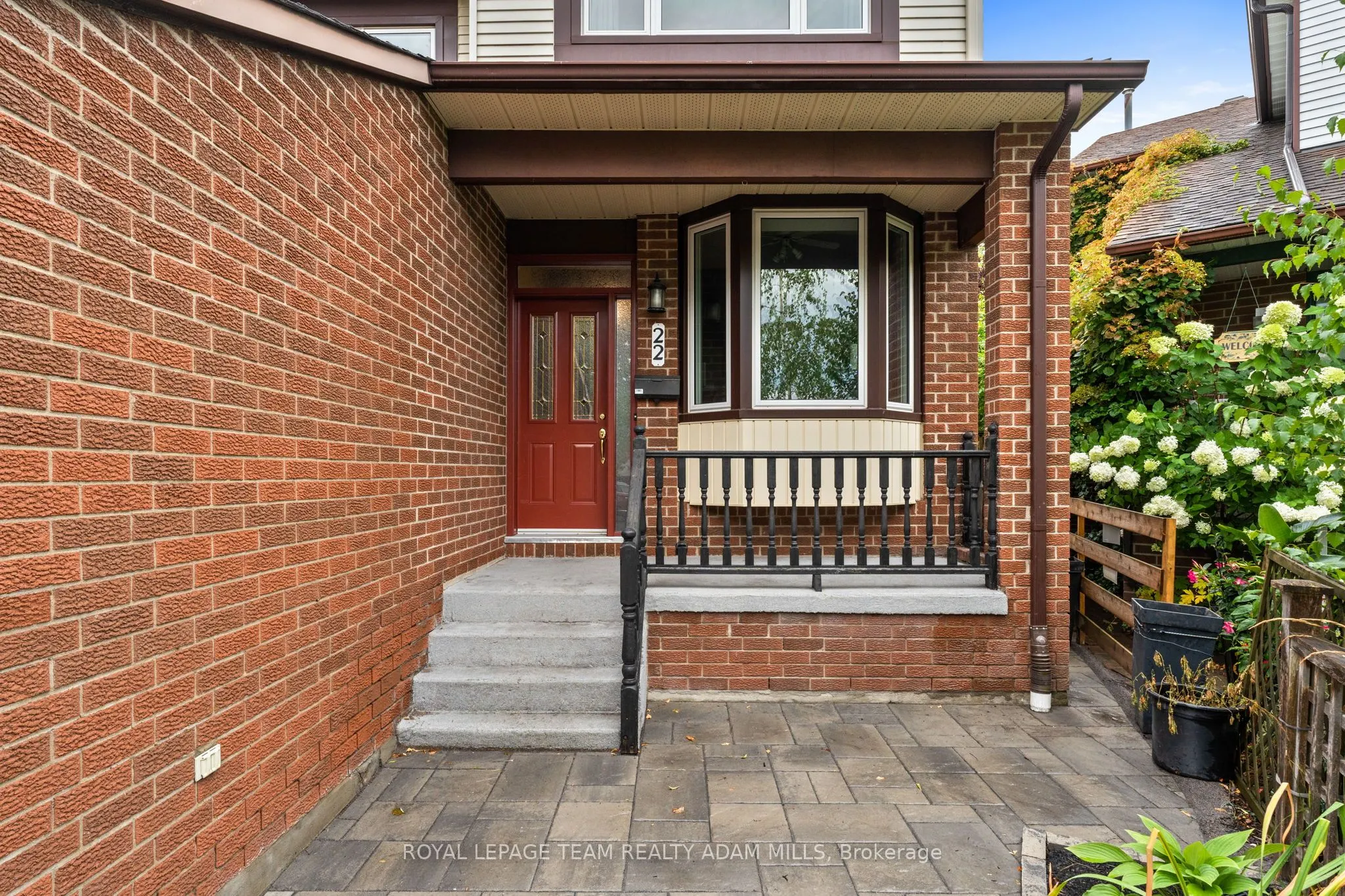 22 Fireside Crescent