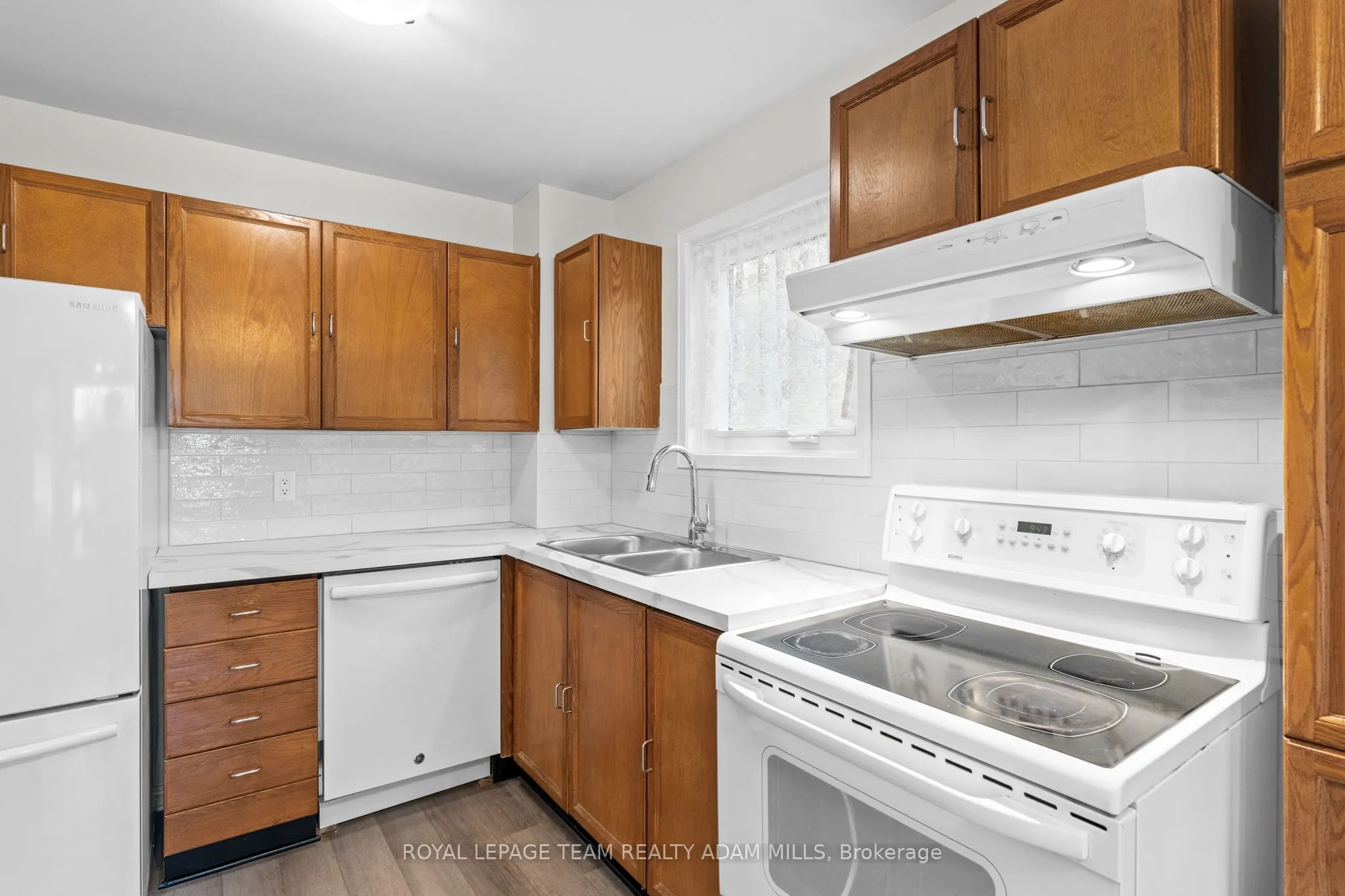 22 Fireside Crescent