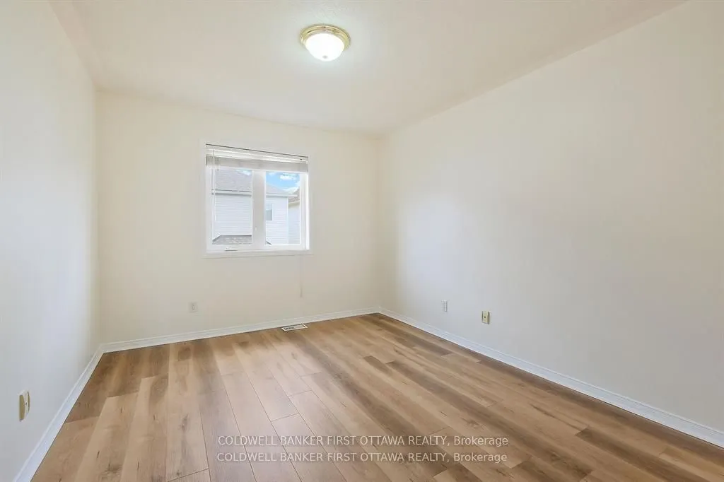 107 COLUMBIA Avenue