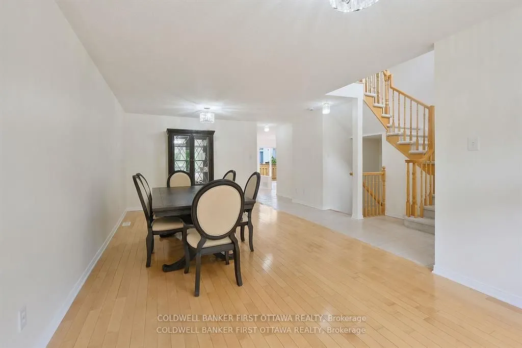 107 COLUMBIA Avenue