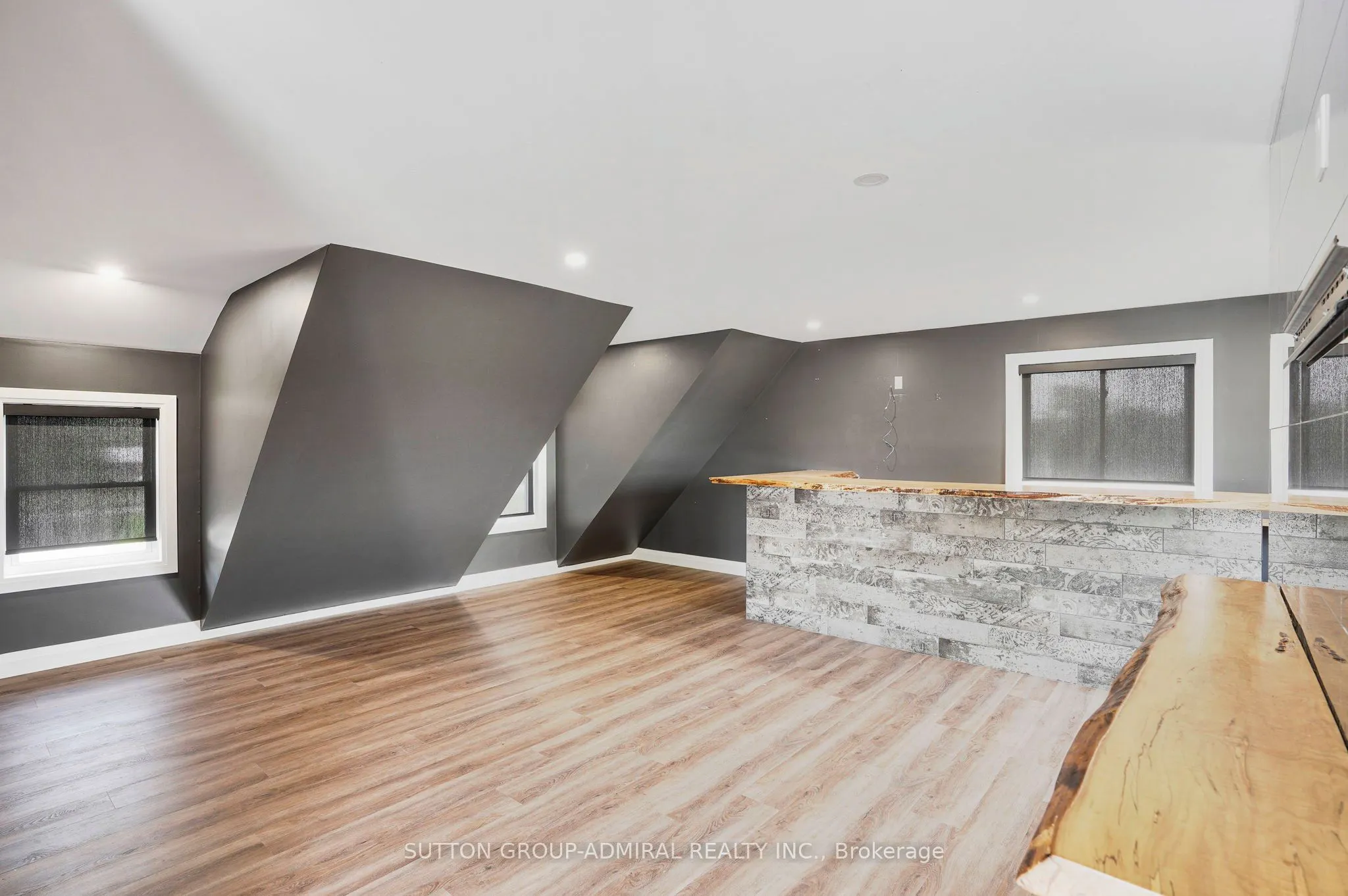 480 Pleasant Beach Road