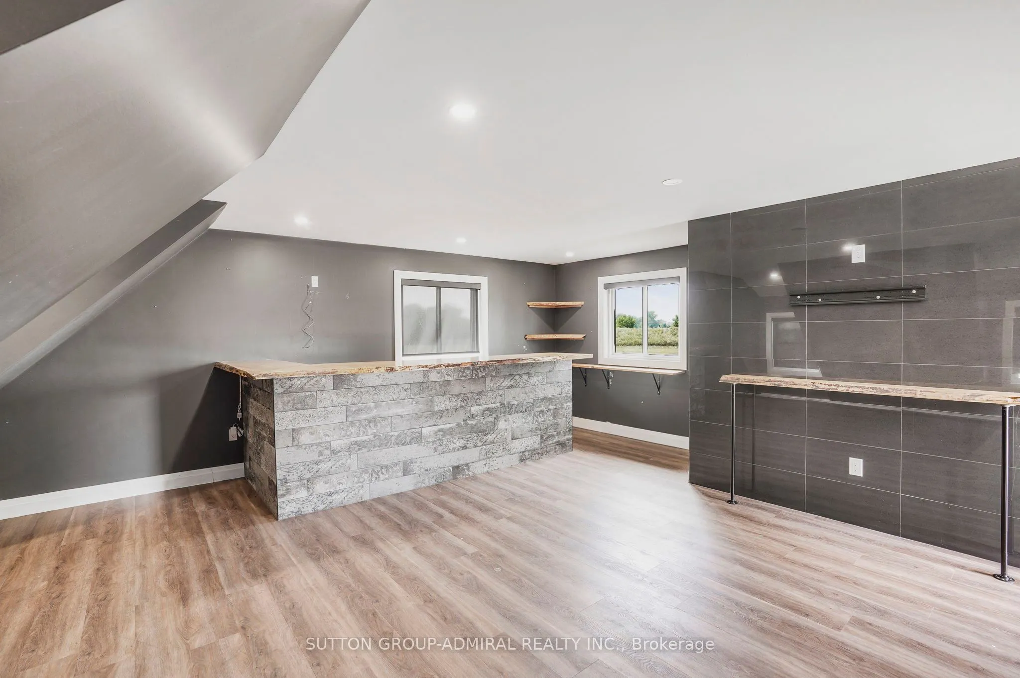 480 Pleasant Beach Road