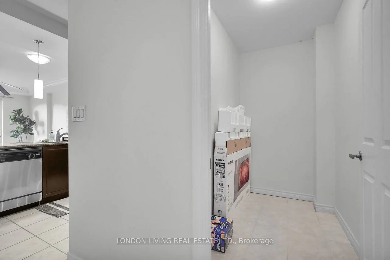 1030 Coronation Drive, #1405
