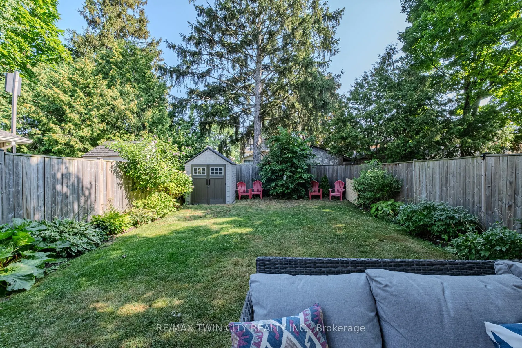 35 PALMERSTON Avenue