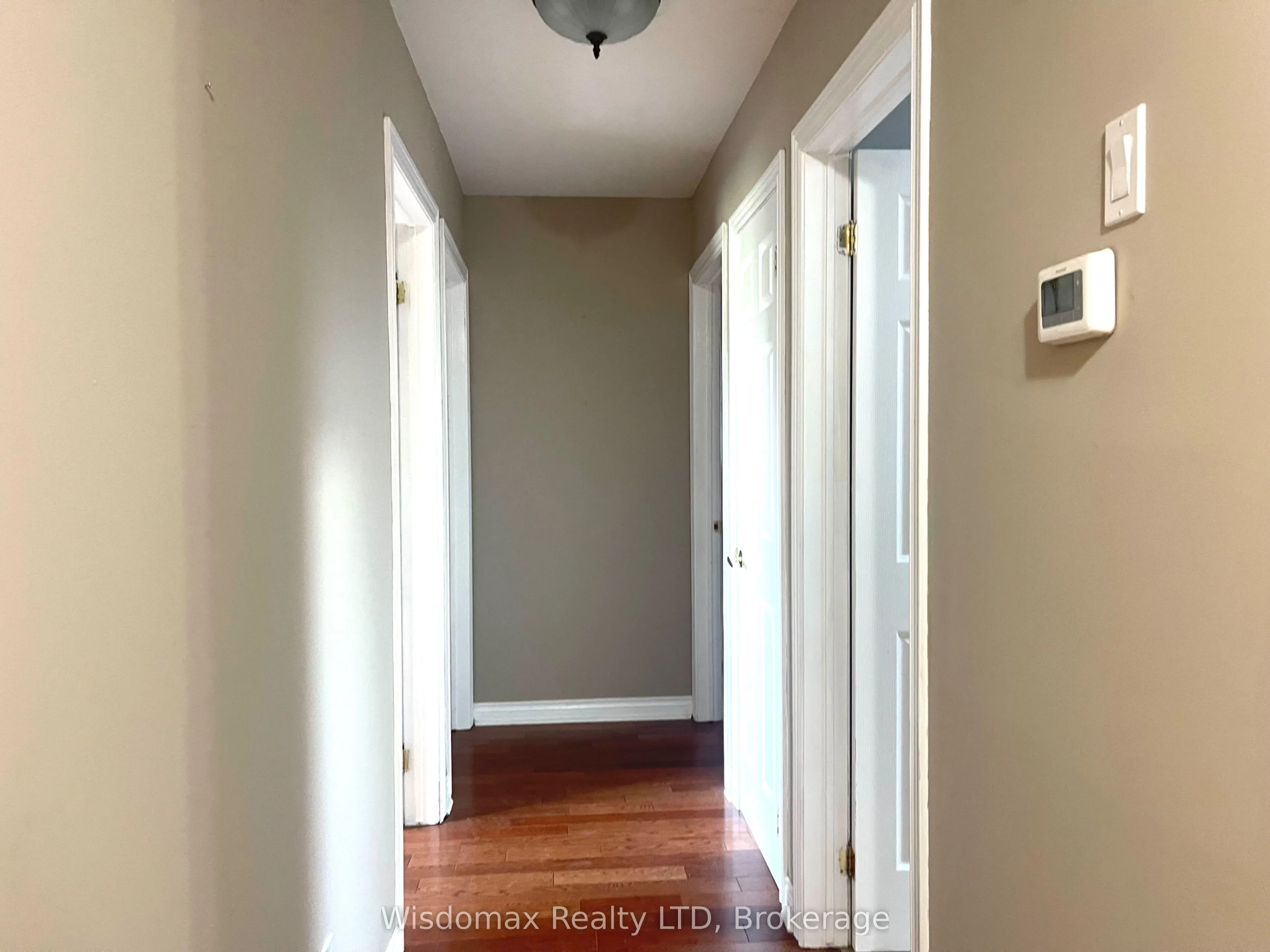 19 CHAPEL HILL Crescent