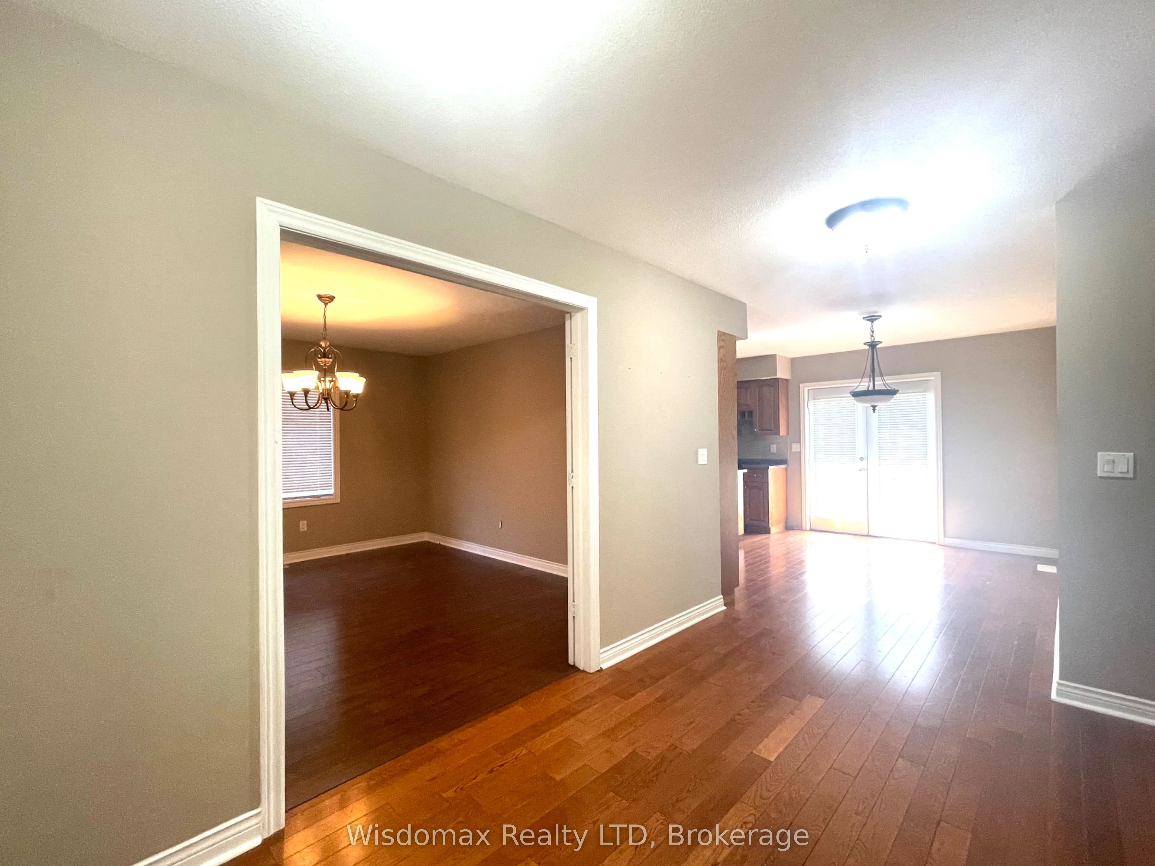 19 CHAPEL HILL Crescent