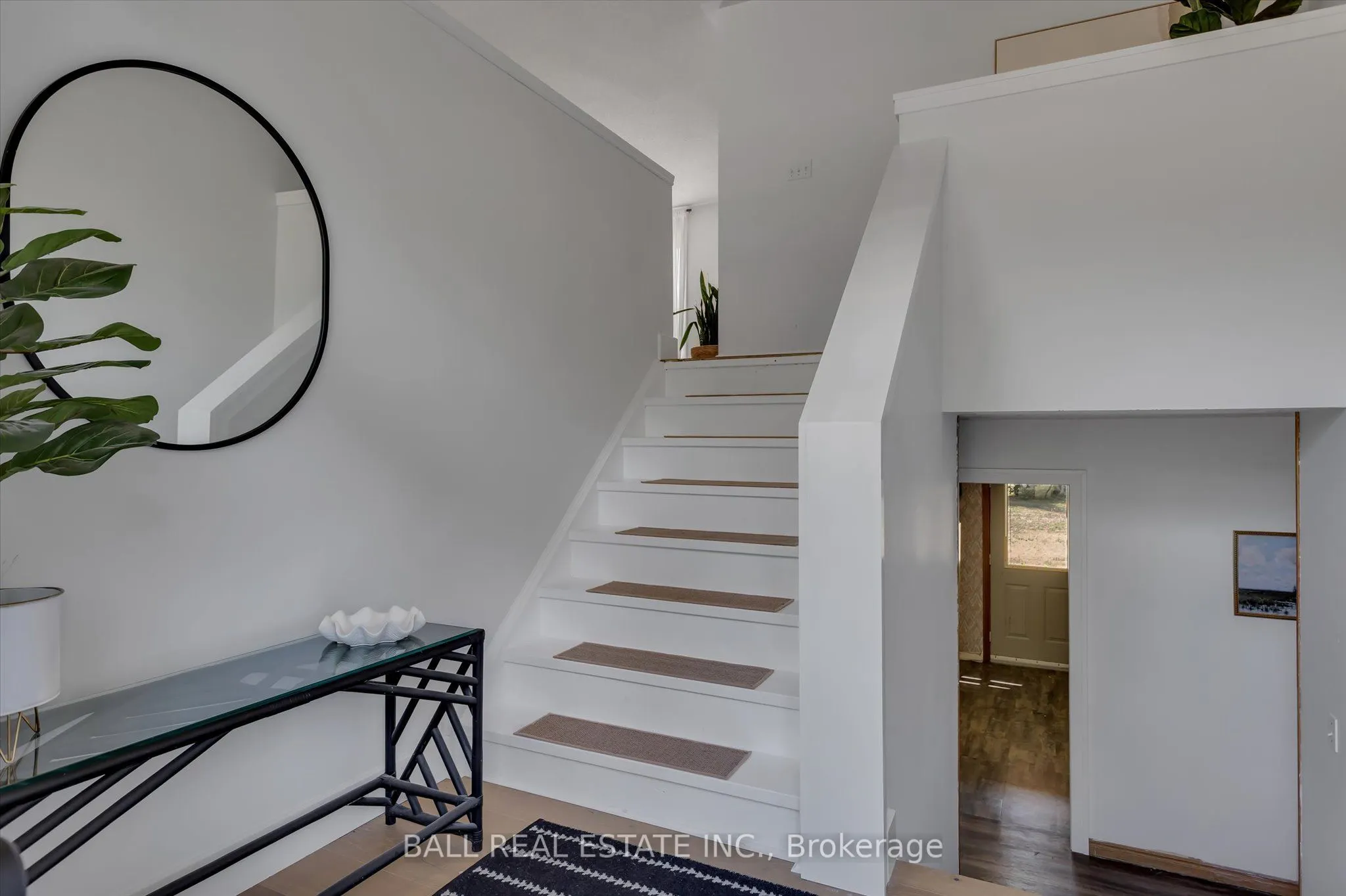 233 Lonsberry Lane
