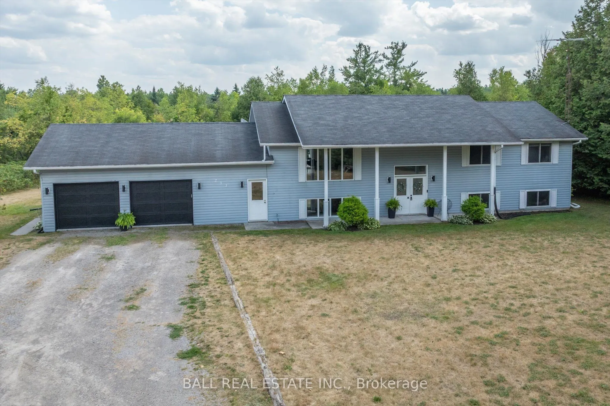 233 Lonsberry Lane