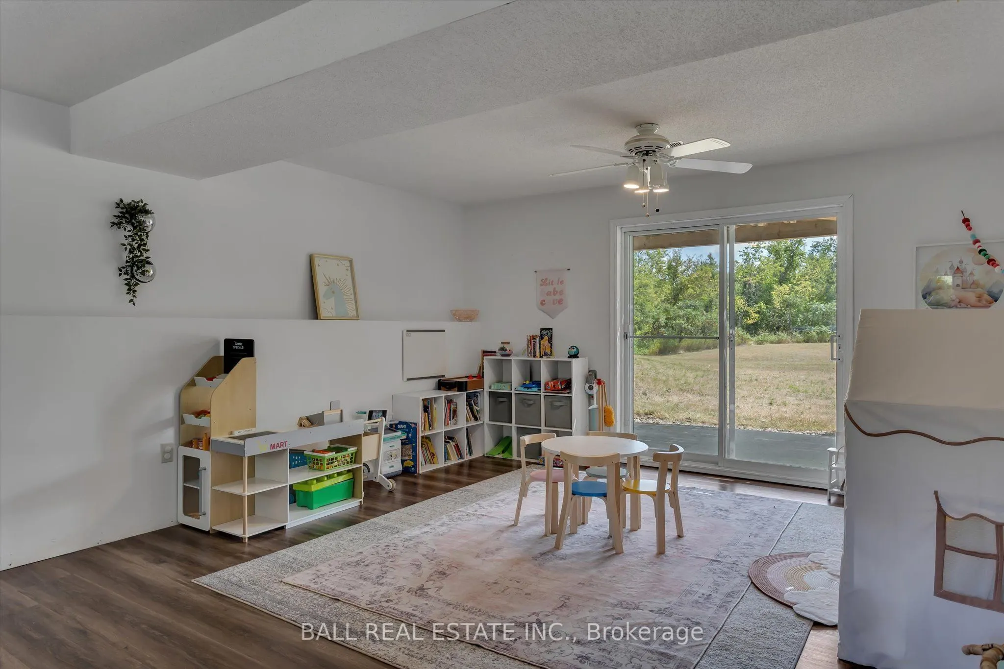 233 Lonsberry Lane