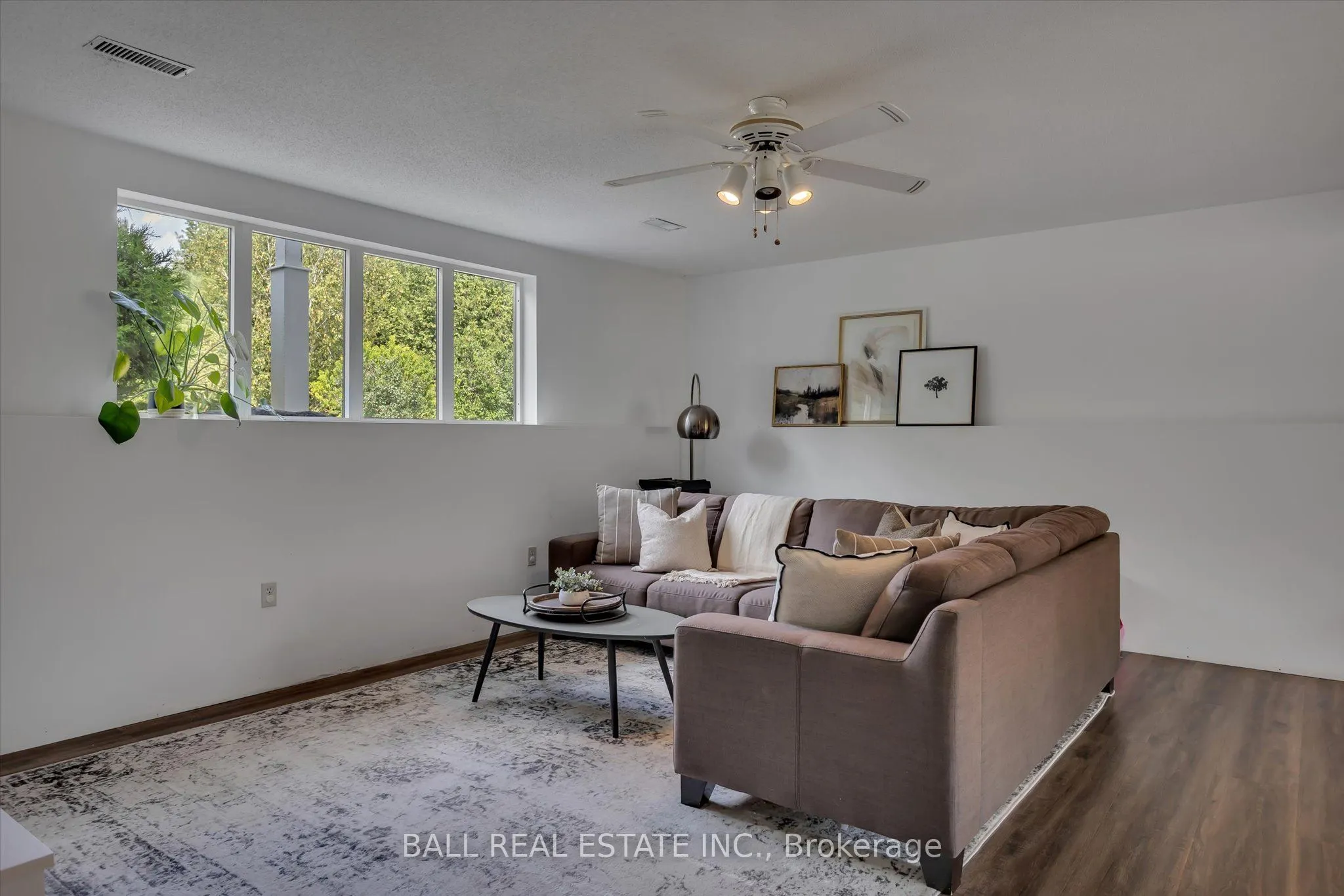 233 Lonsberry Lane