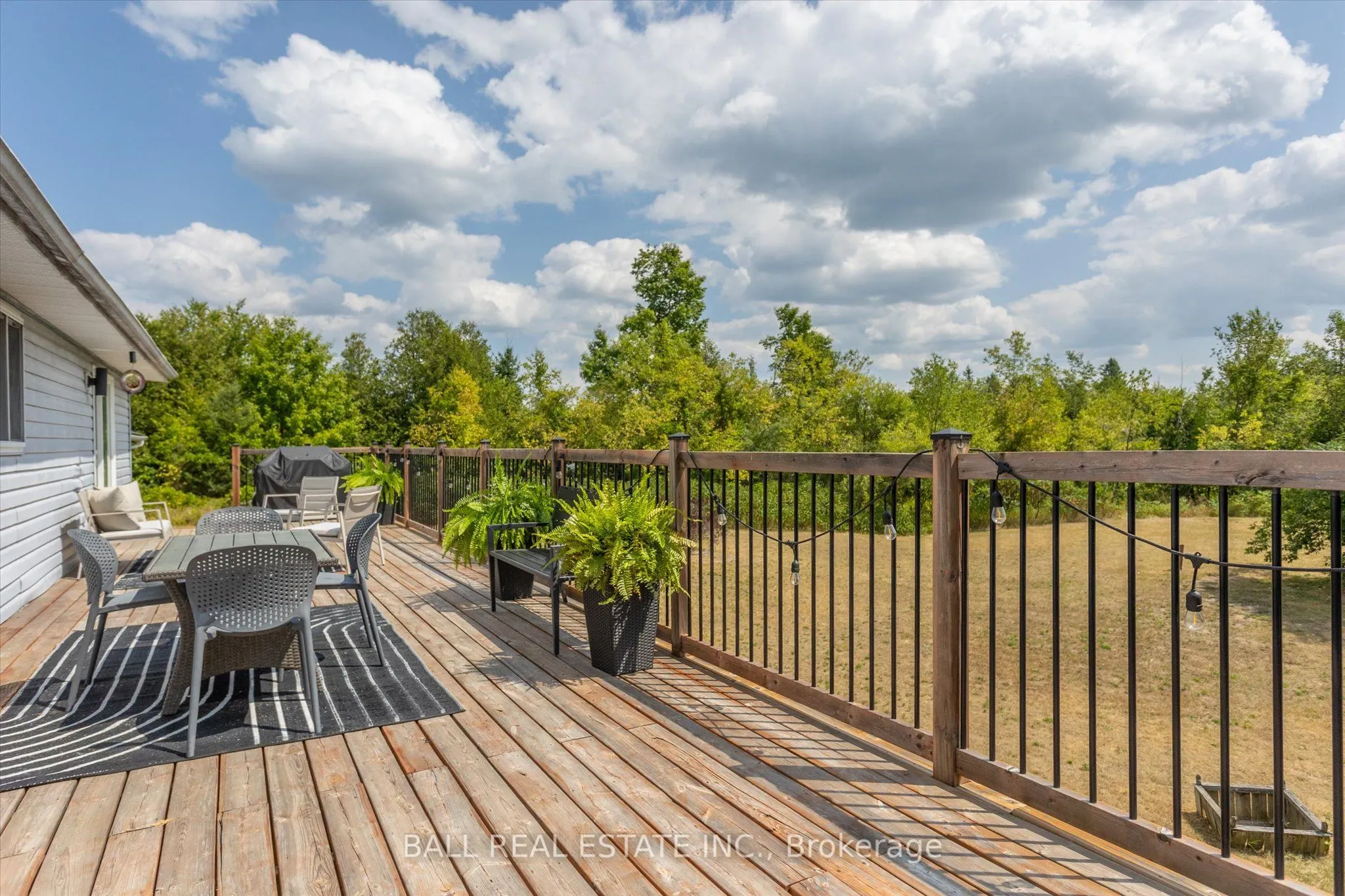 233 Lonsberry Lane