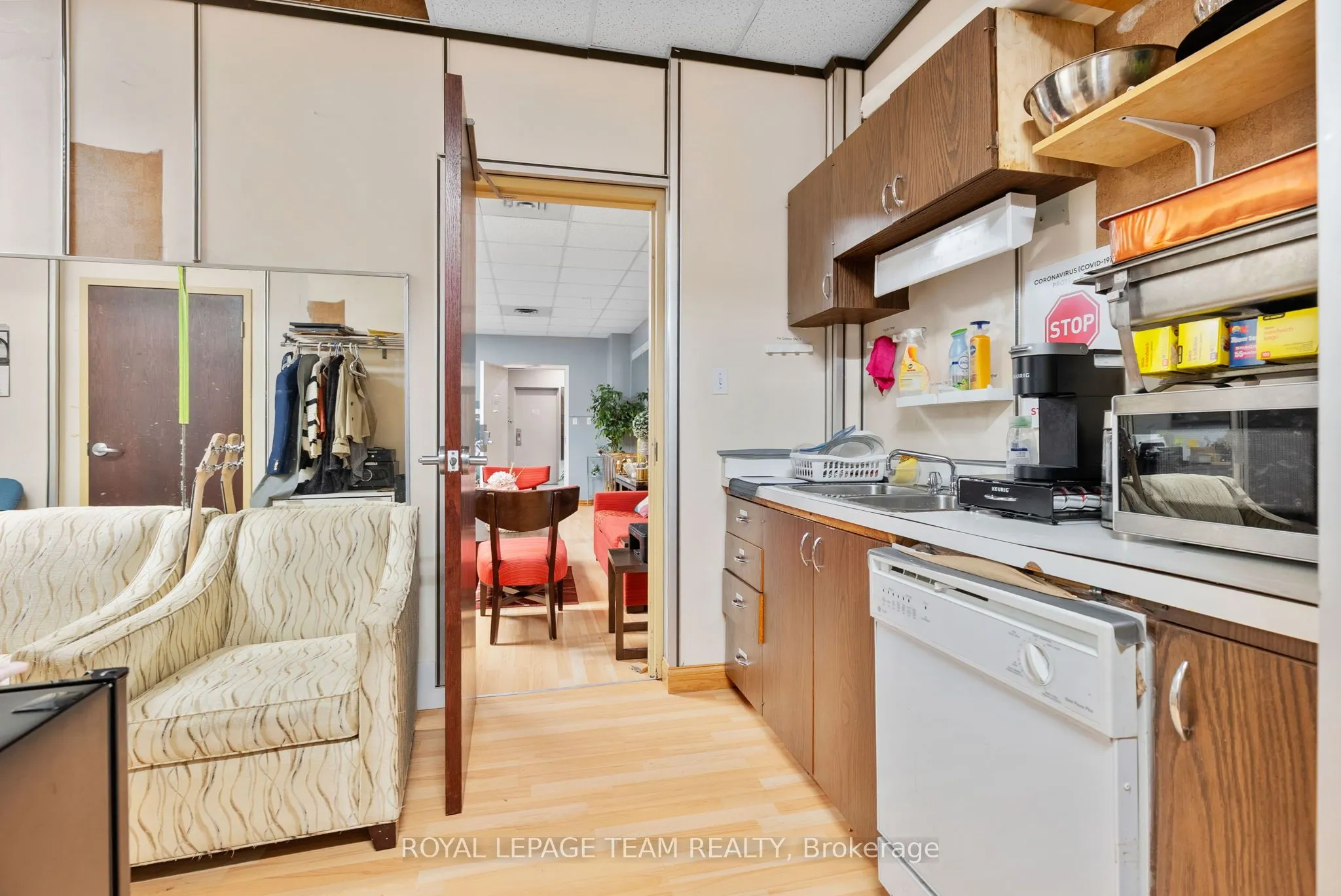 450 Rideau Street, #A01