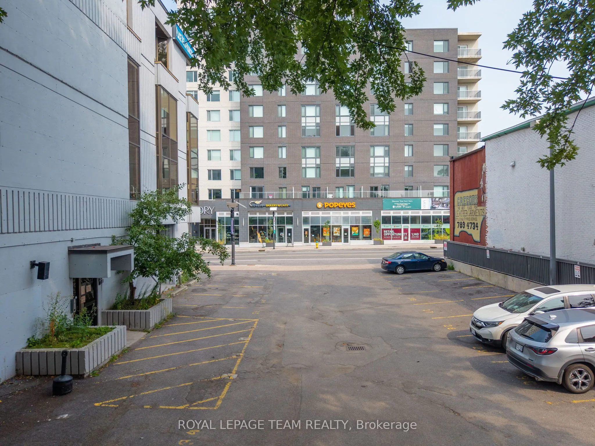 450 Rideau Street, #A01