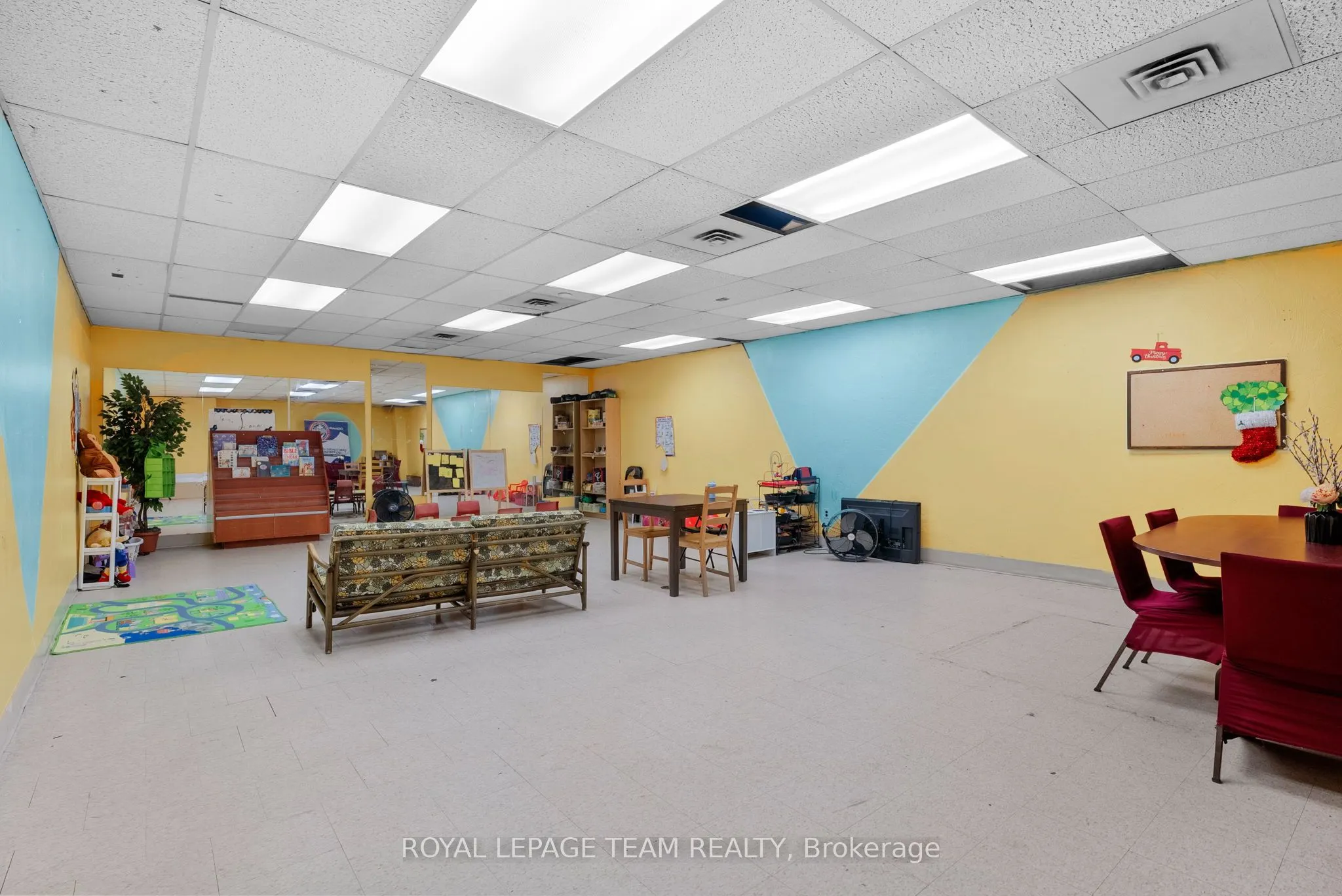 450 Rideau Street, #A01