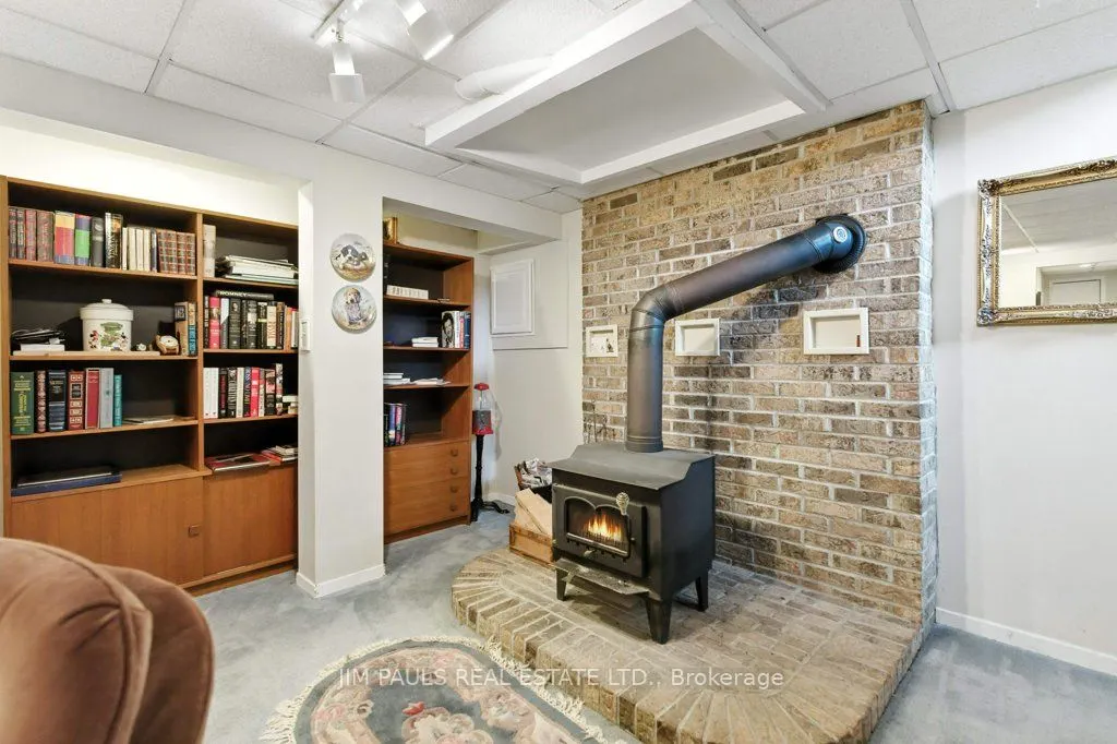 207 Broker Drive