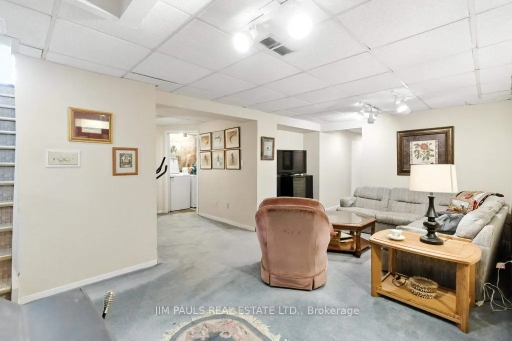 207 Broker Drive