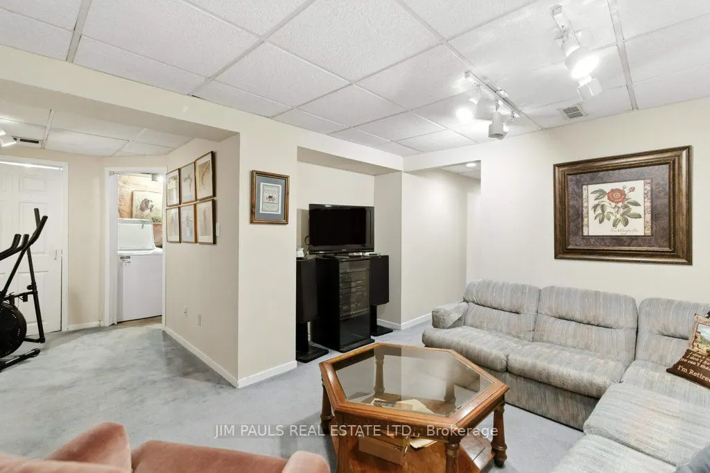 207 Broker Drive