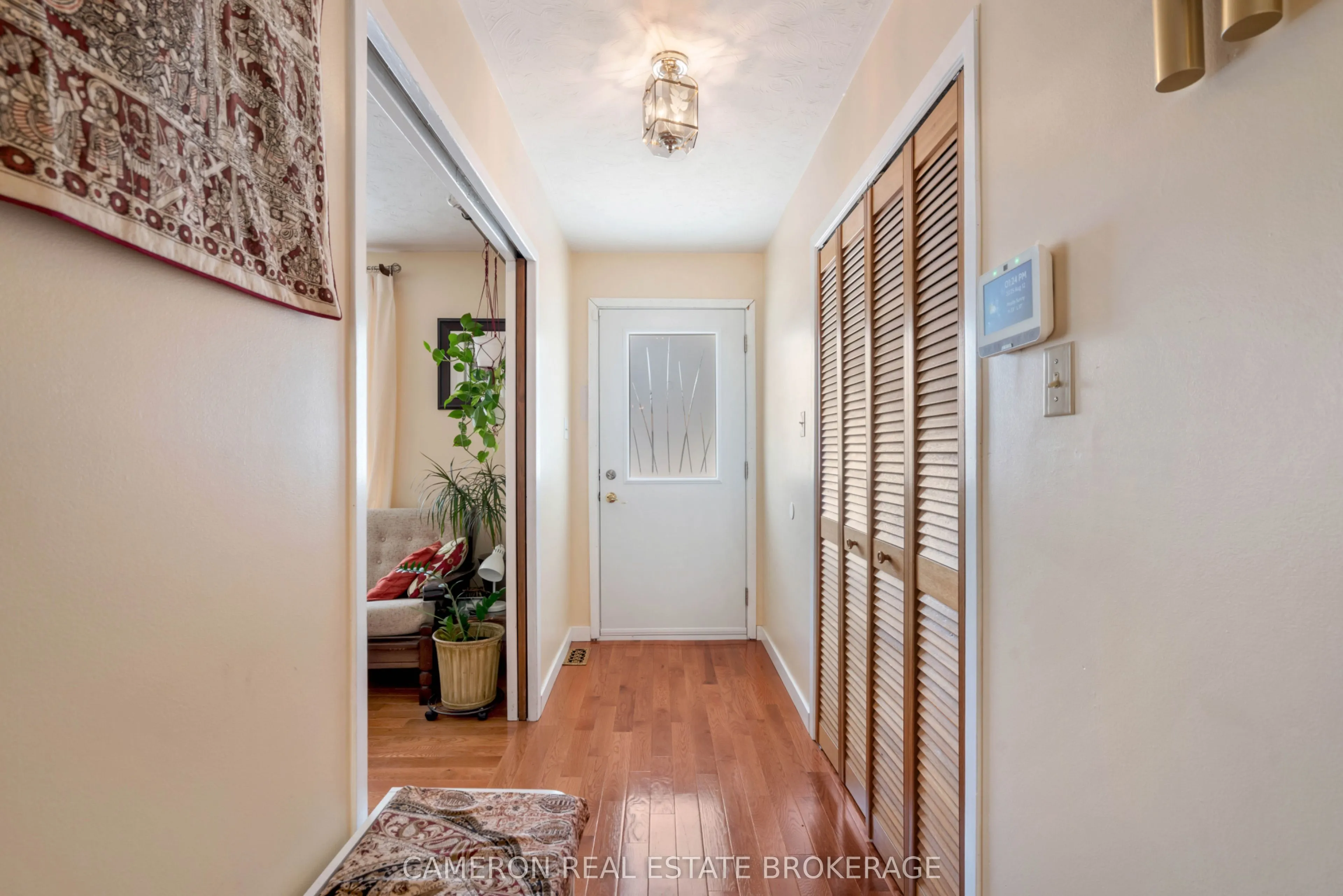 3341 Bruce Street