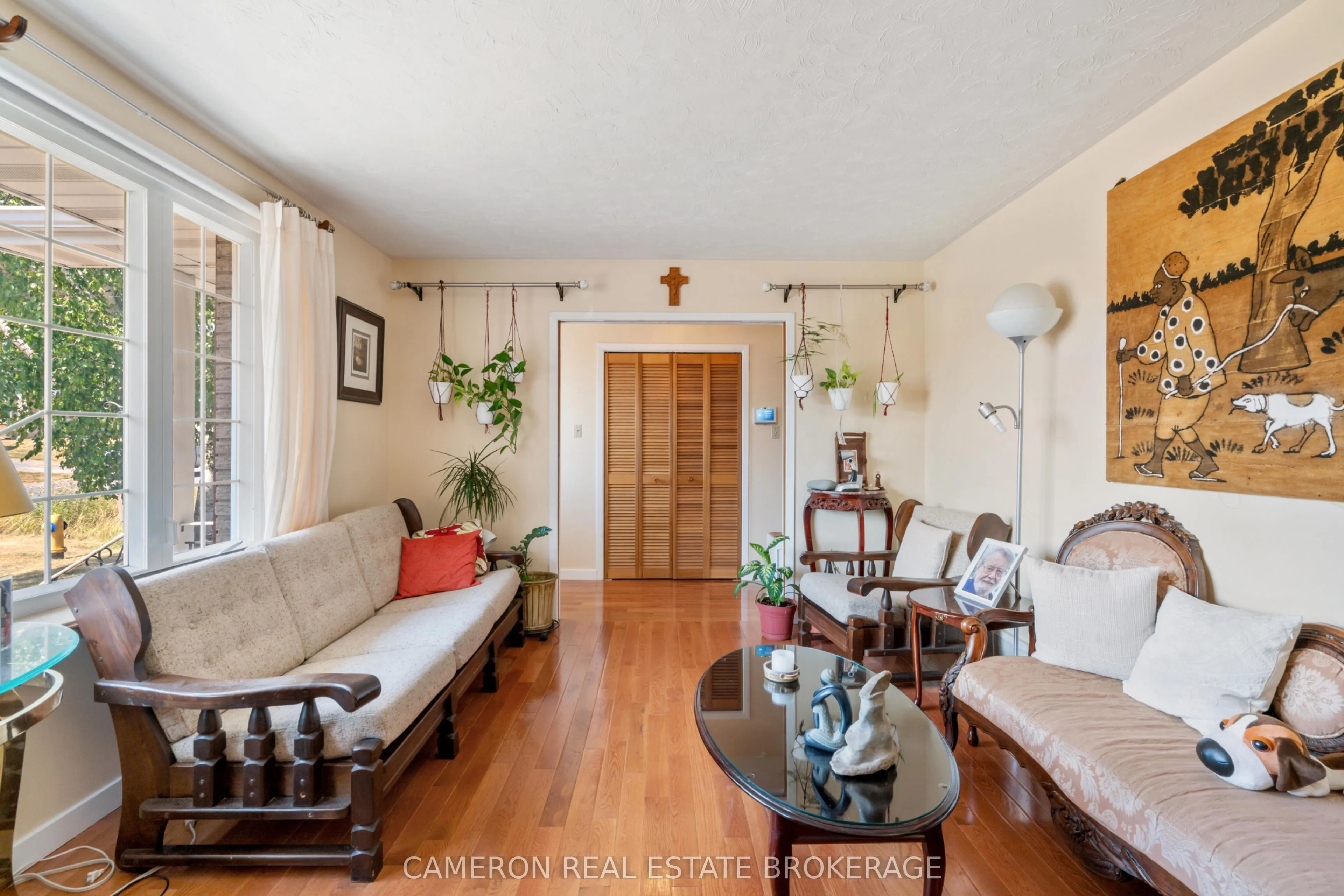 3341 Bruce Street