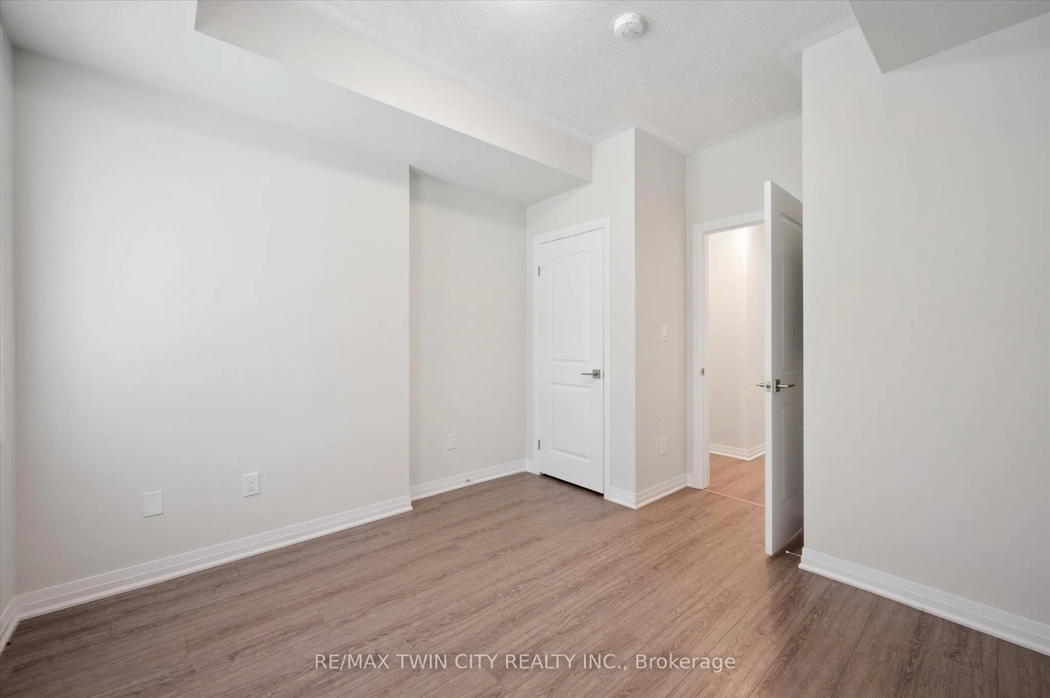 25 ISHERWOOD Avenue, #C34