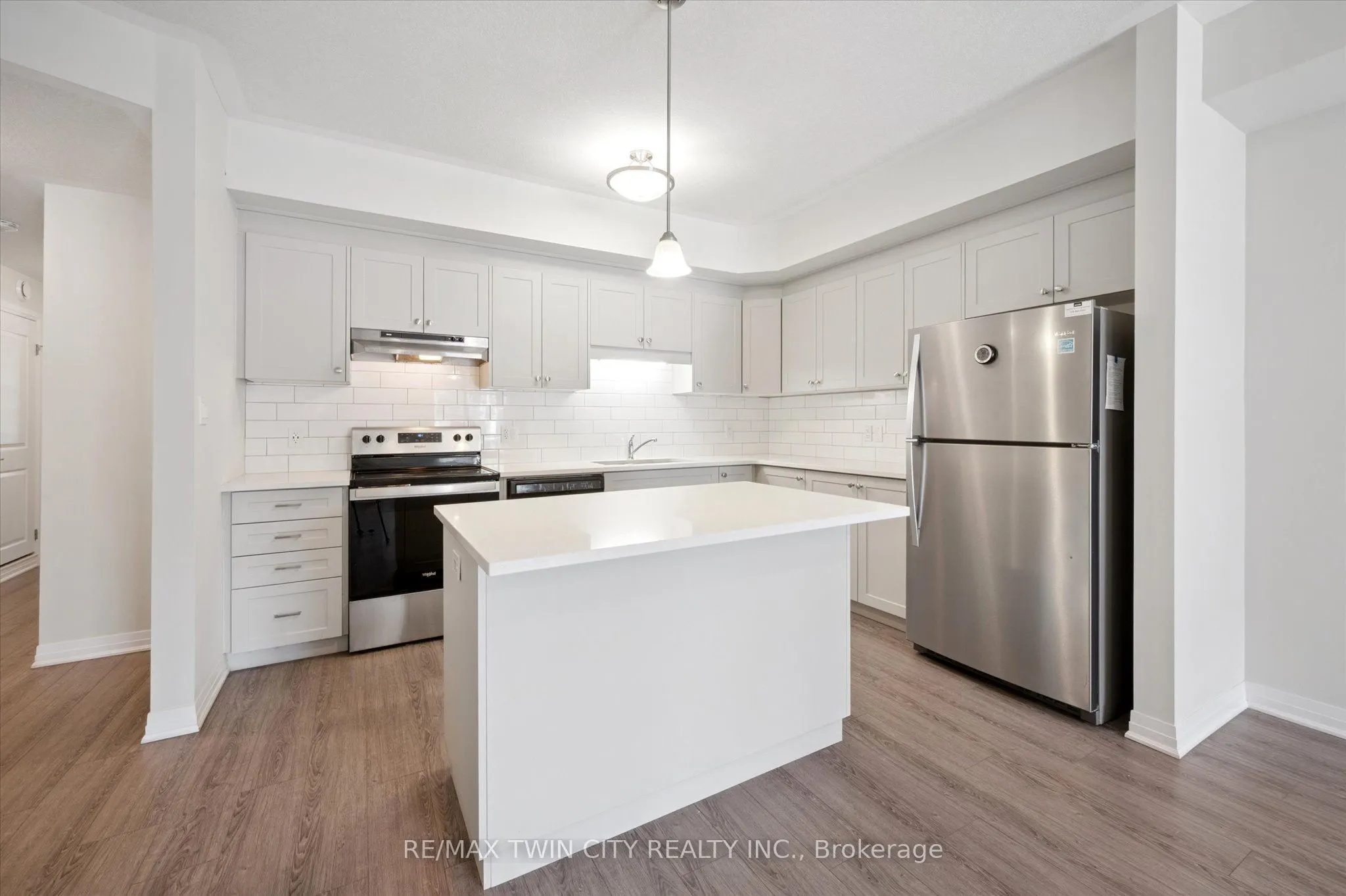 25 ISHERWOOD Avenue, #C34