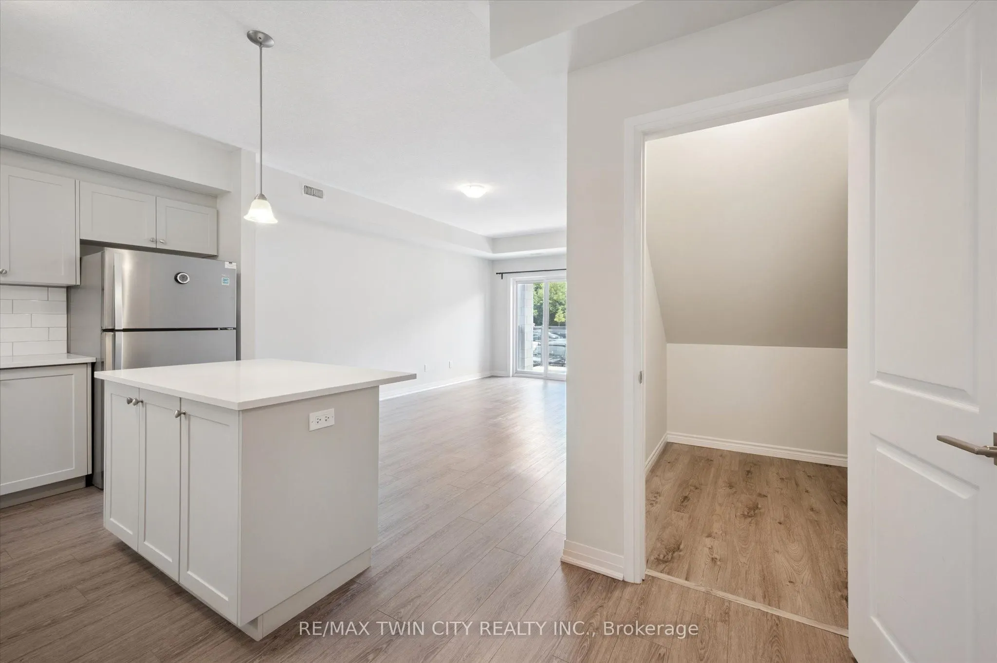 25 ISHERWOOD Avenue, #C34