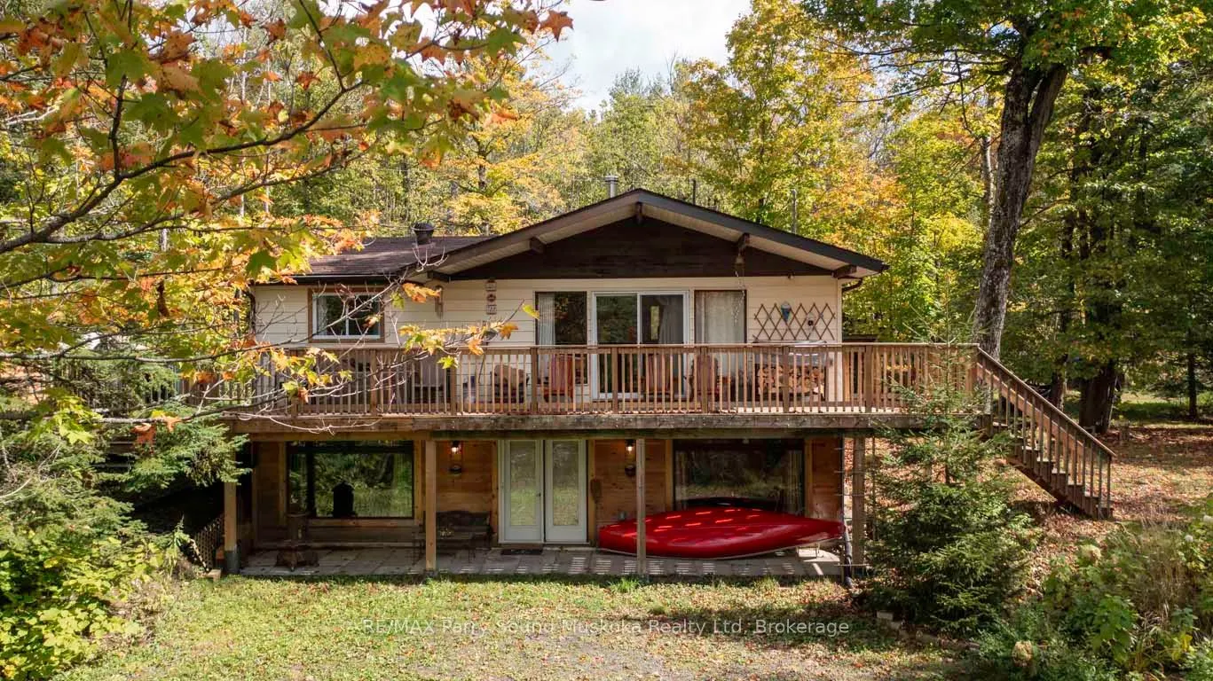 37 LYNBERRY Drive