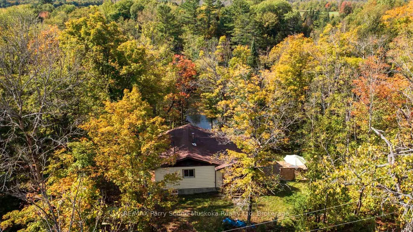 37 LYNBERRY Drive